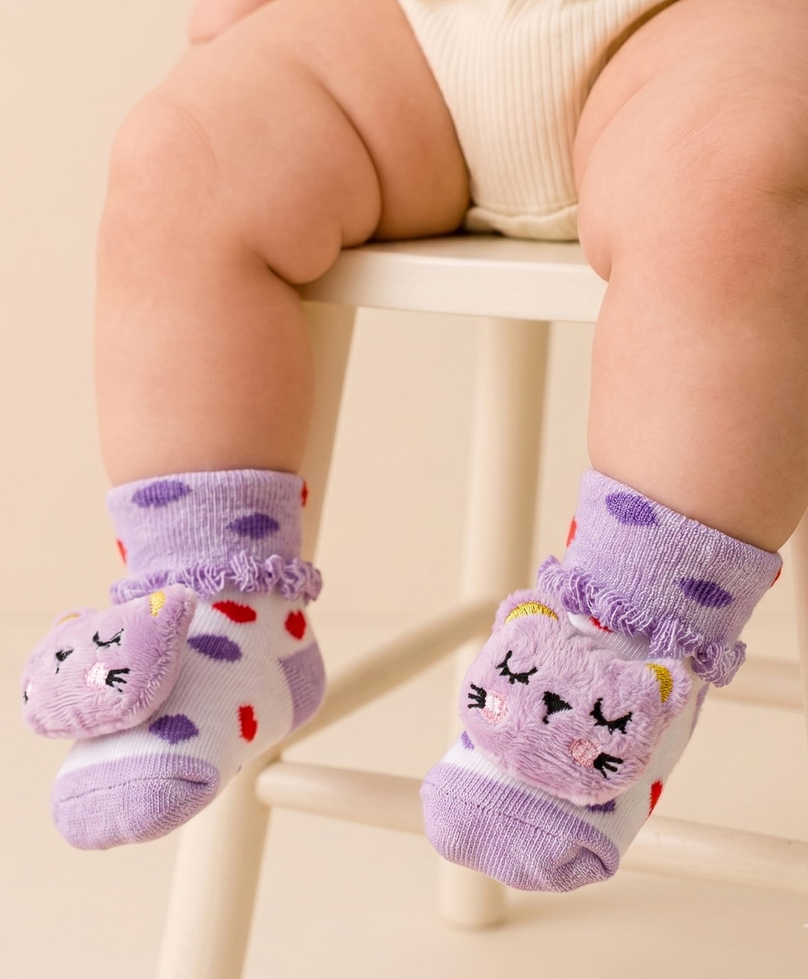 Cute Walk by Babyhug Sock Shoes with Kitty Applique & Polka Dot Design - Purple-image-12