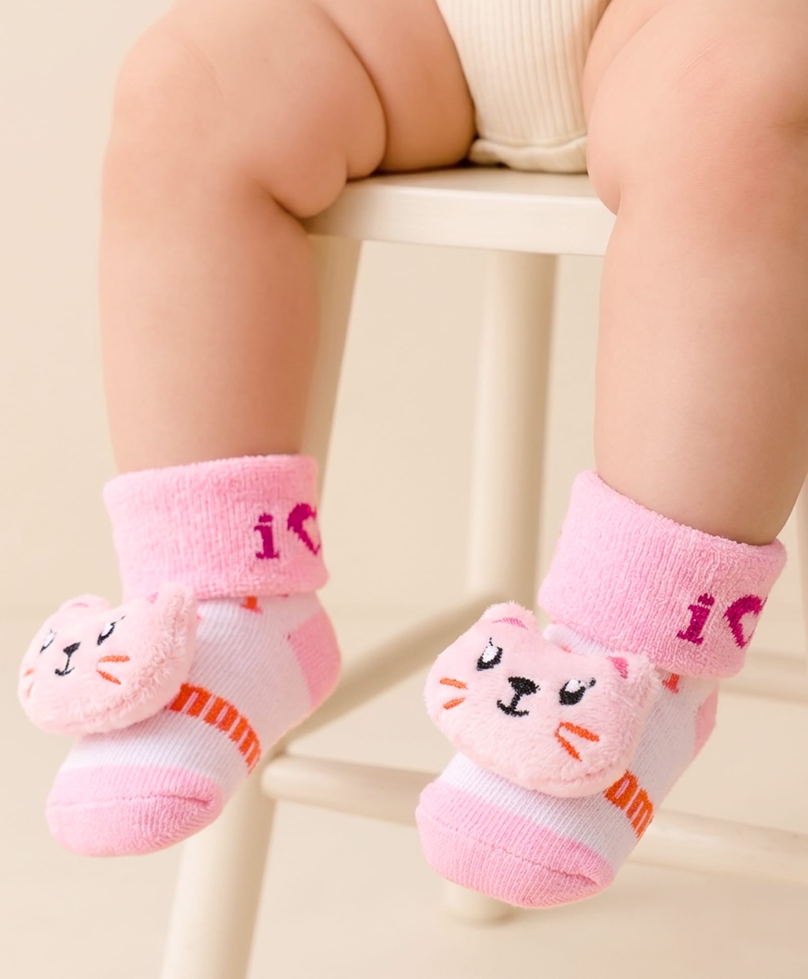 Cute Walk by Babyhug Fabric Ankle Length Socks Shoes with Text Design & Kitten Applique- Pink-picture-18