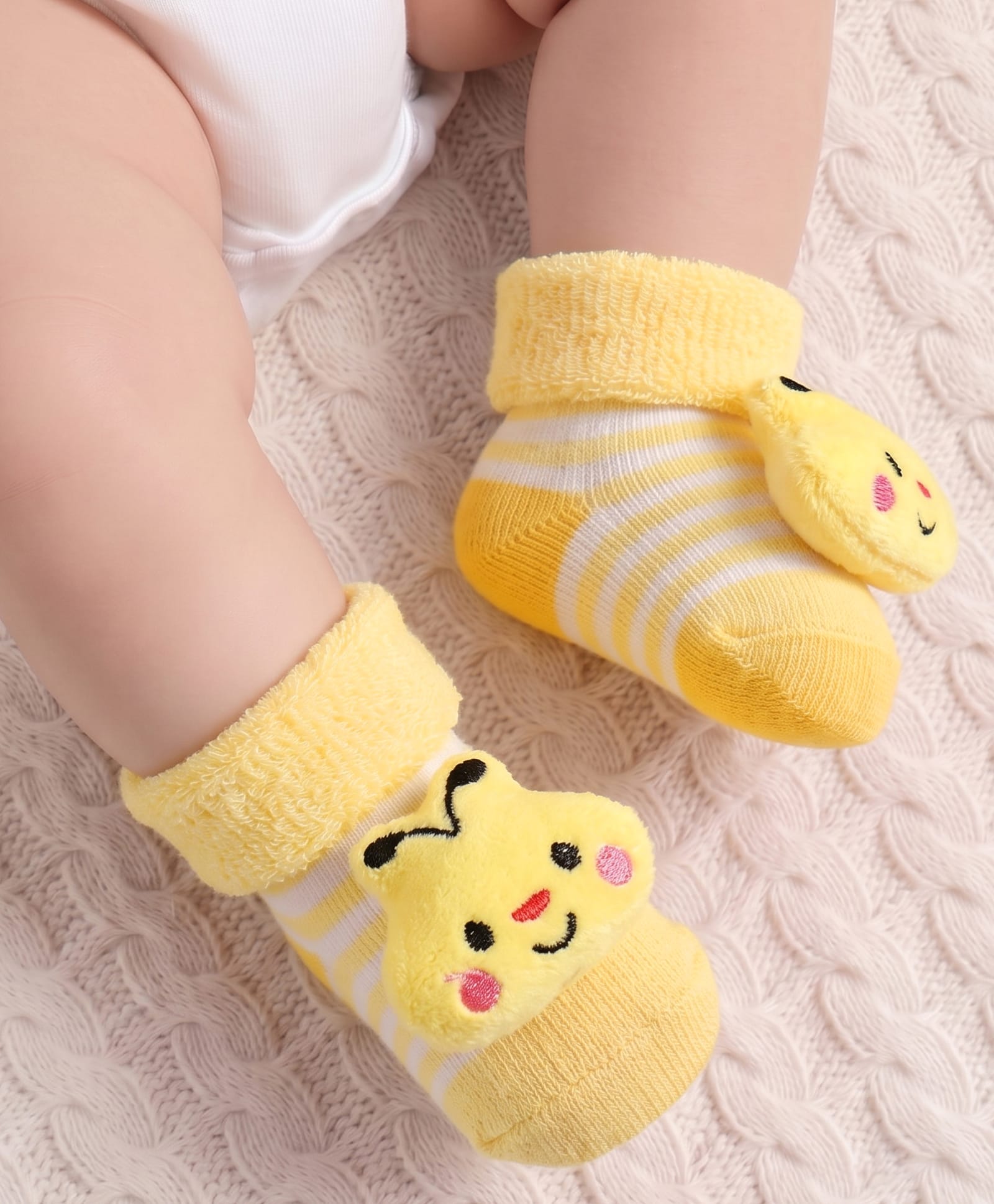Cute Walk by Babyhug Fabric Ankle Length Socks Shoes with Striped Design & Honey Bee Applique- Yellow-image-7