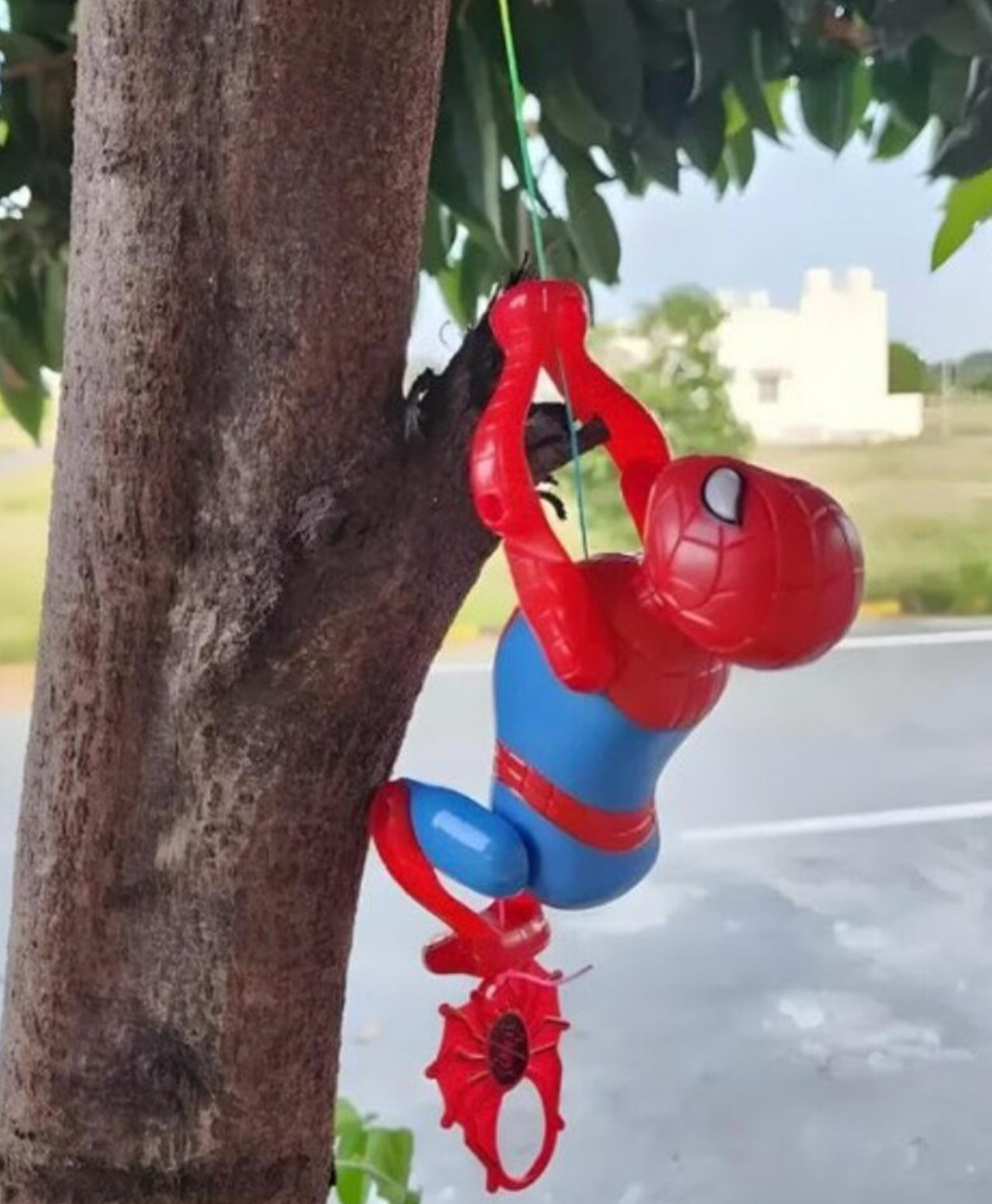Muren Interactive Spider-Man Climbing Rope Toy - Fun Action Figure with Moving Arms and Legs for Kids-Multicolor-picture-6