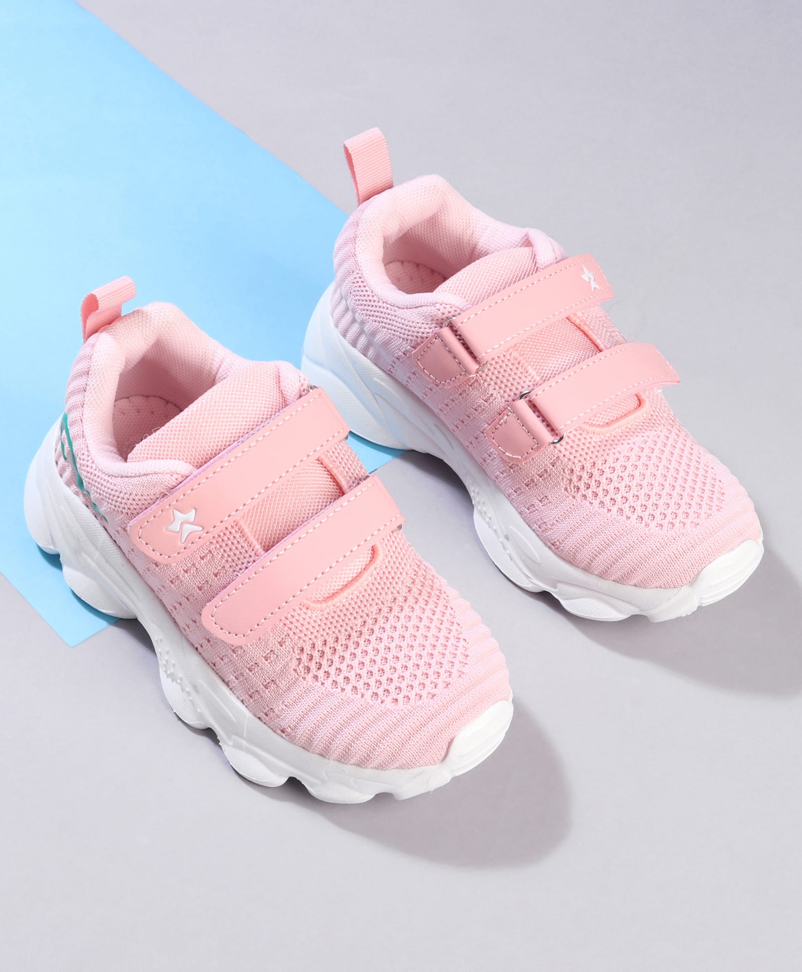 Cute Walk by Babyhug Velcro Closure Solid Color Sneaker - Pink-image-11