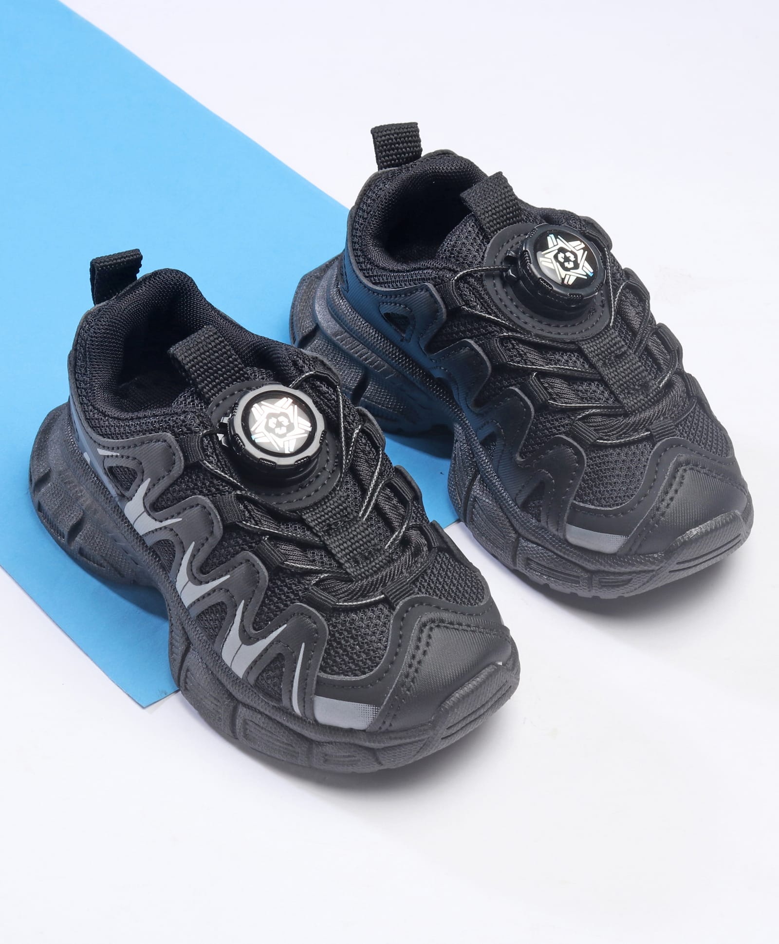 Cute Walk by Babyhug Slip On Solid Sneaker Shoes - Black-image-48