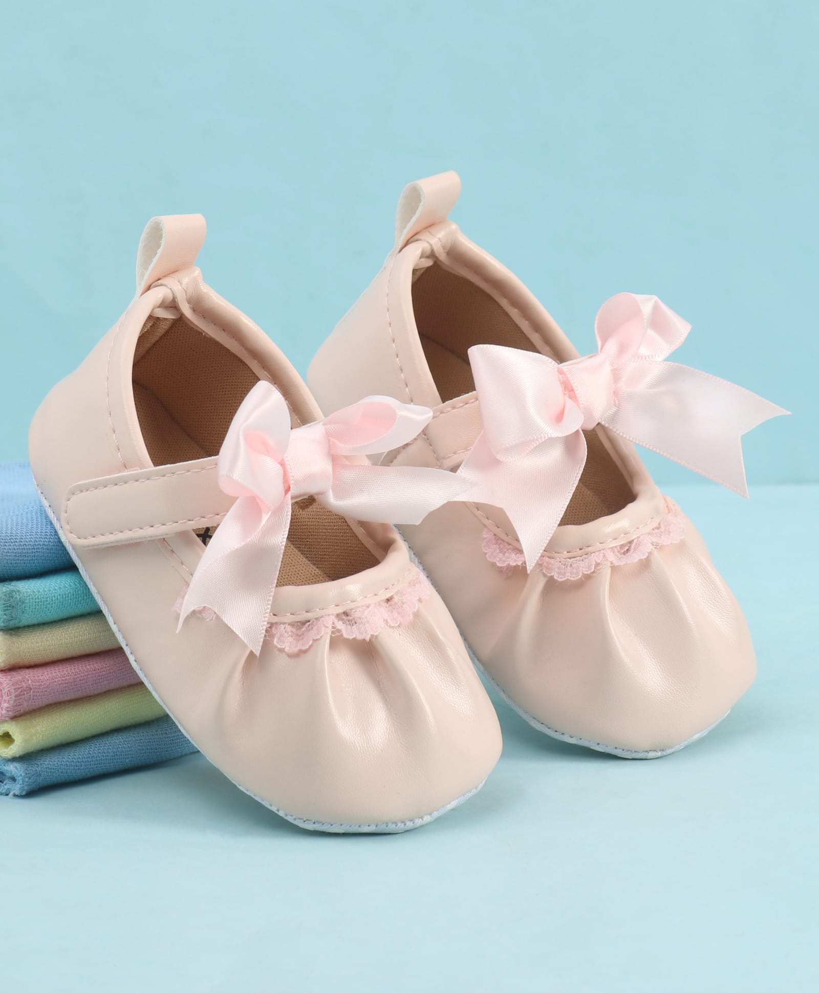 Babyoye Velcro Closure Booties With Bow Applique - Pink-image-40