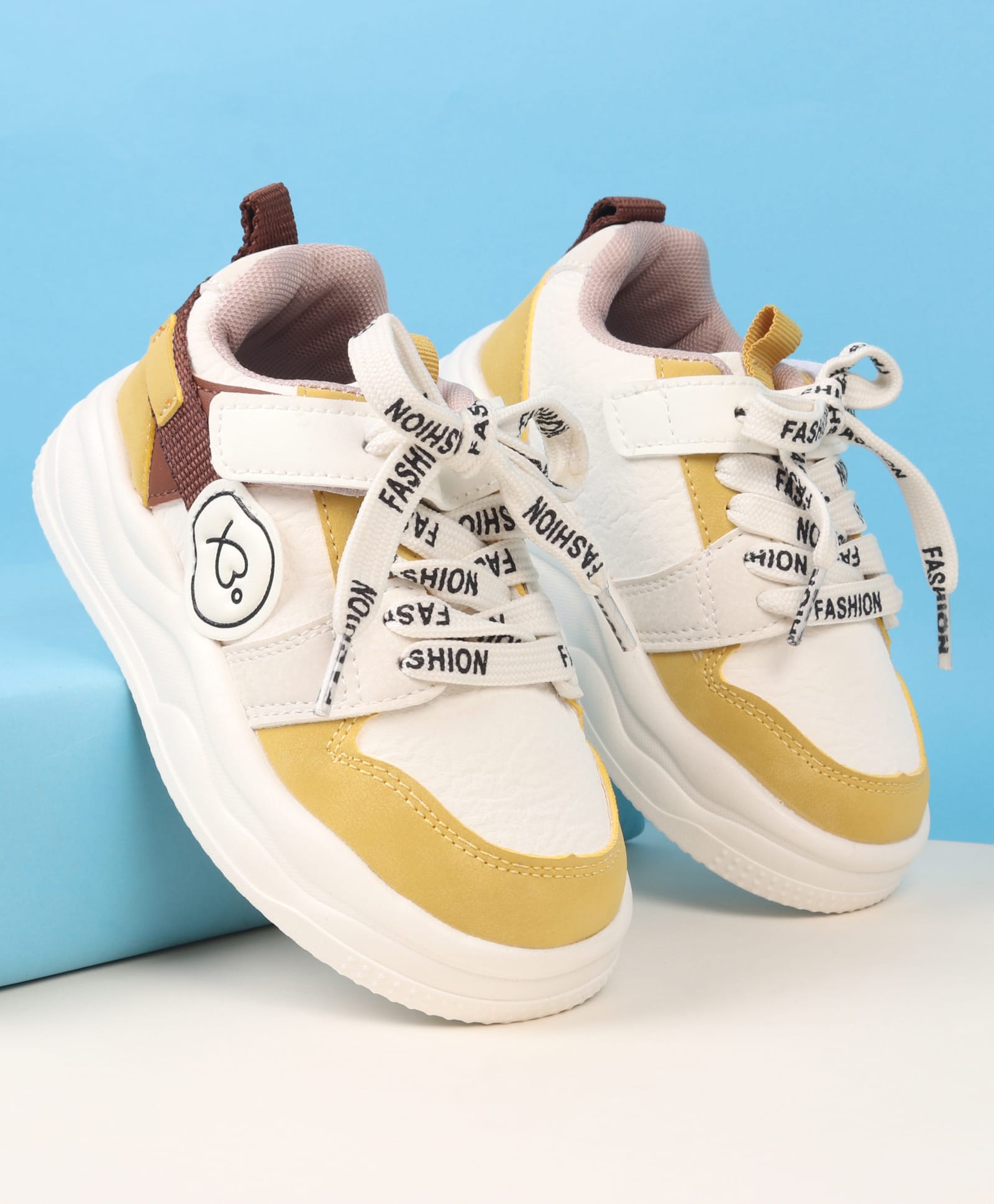 Babyoye Velcro Closure Casual Shoes with Fashion Print - Brown-picture-10