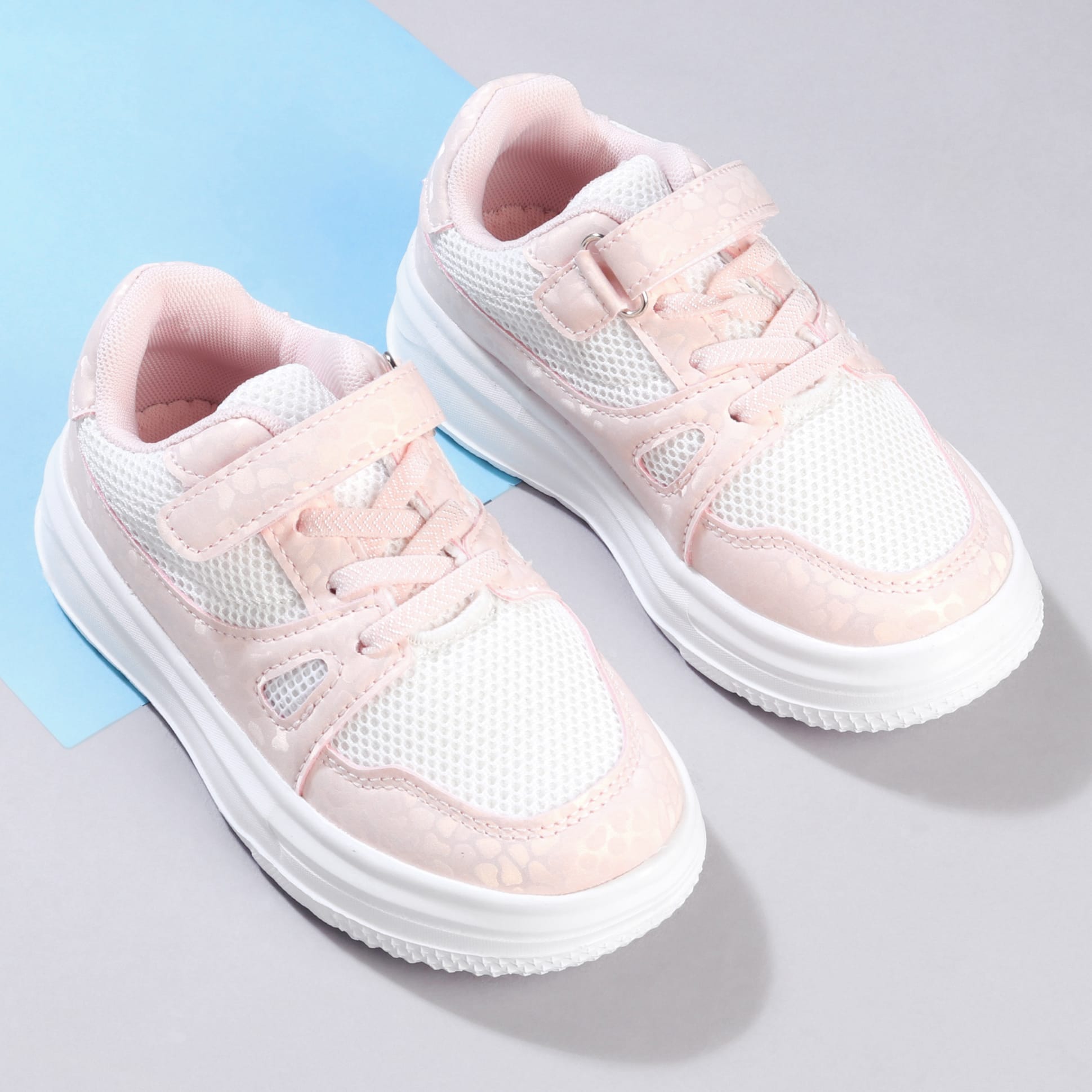 Cute Walk by Babyhug Velcro Closure Solid Color Sneaker - Pink-image-1