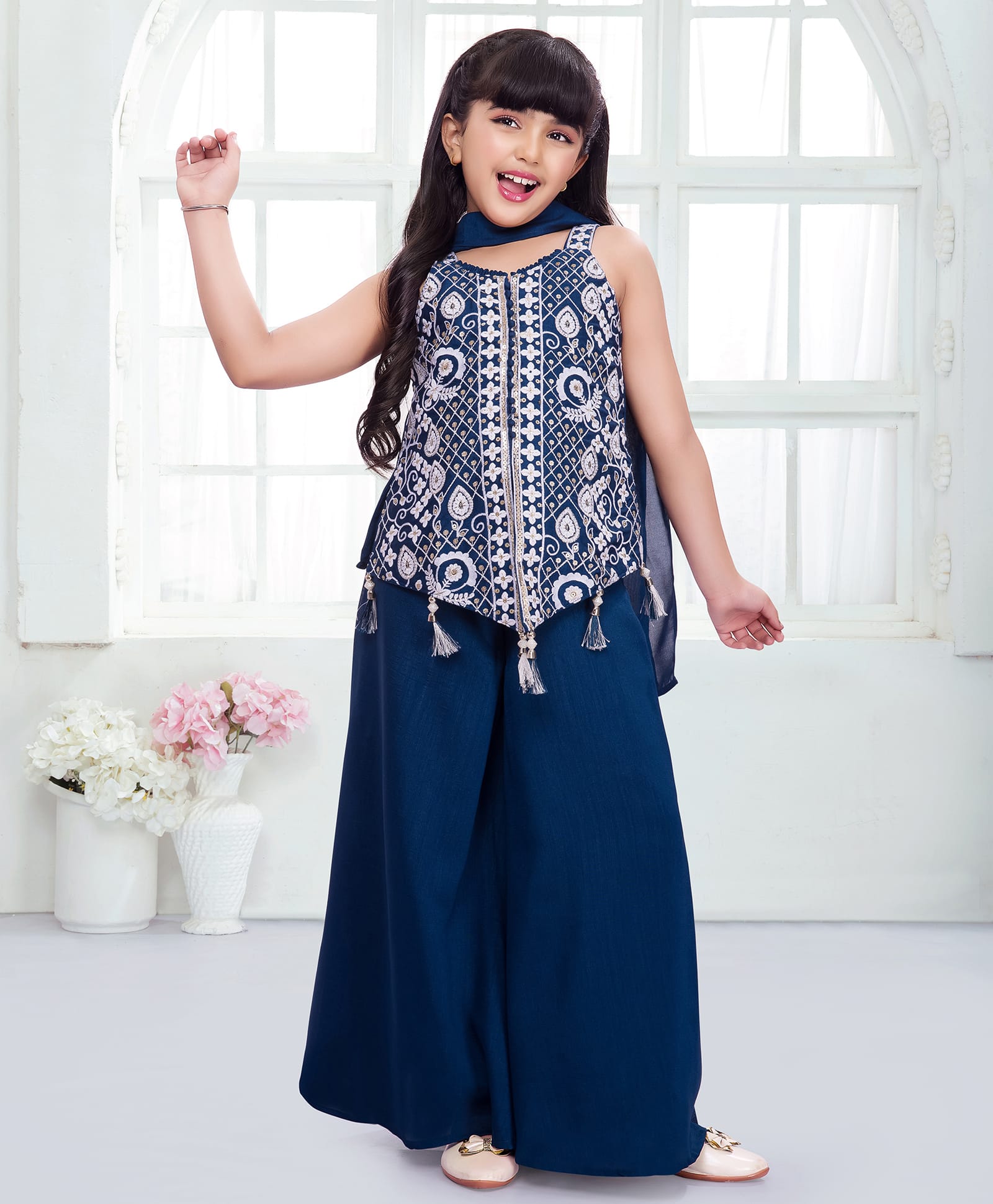 Ministitch Georgette Woven Sleeveless Floral Embriodered Kurti & Palazzo With Dupatta Set - Navy Blue-image-44