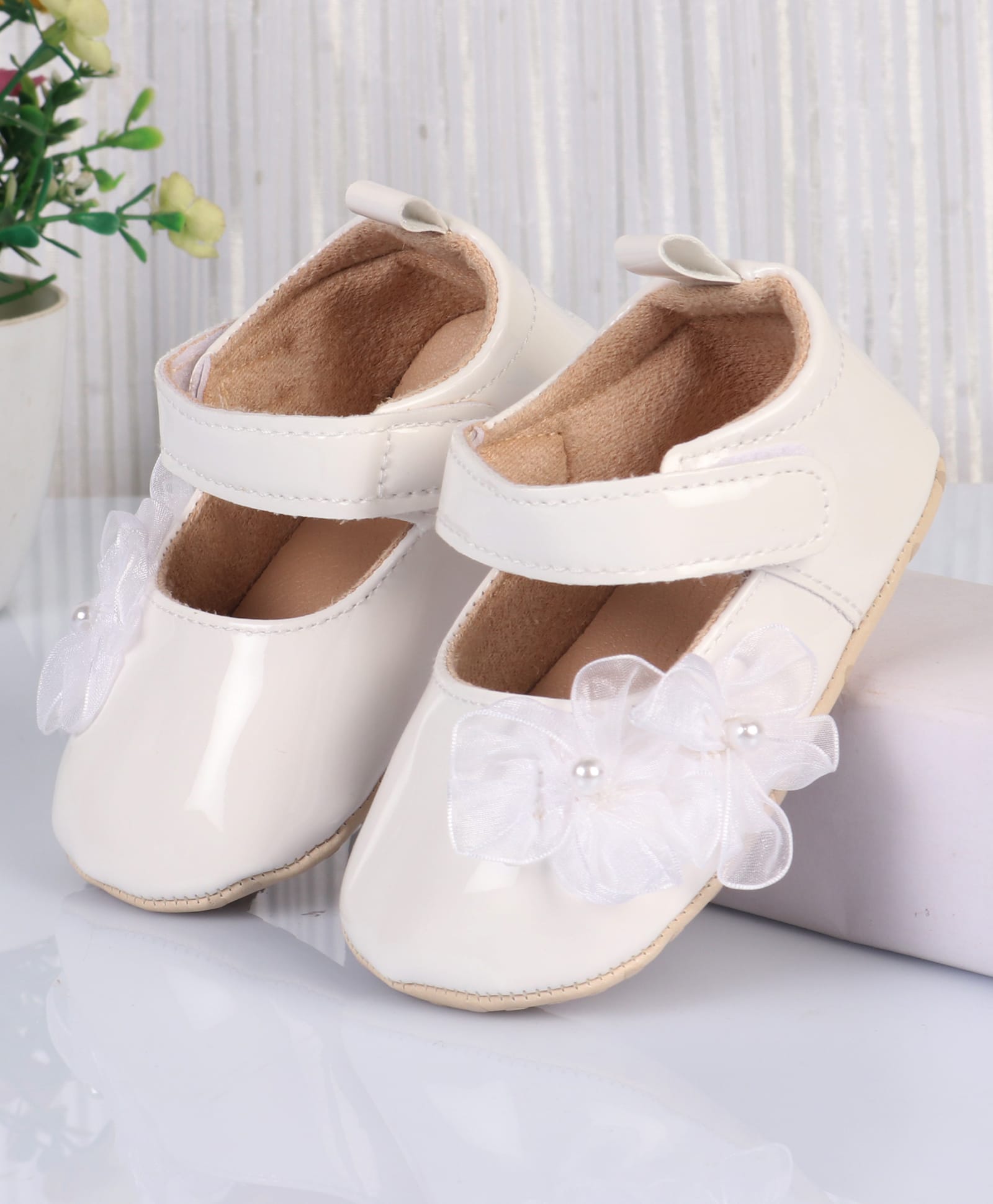 Cute Walk by Babyhug Velcro Closure Booties With Floral Applique - White-picture-23