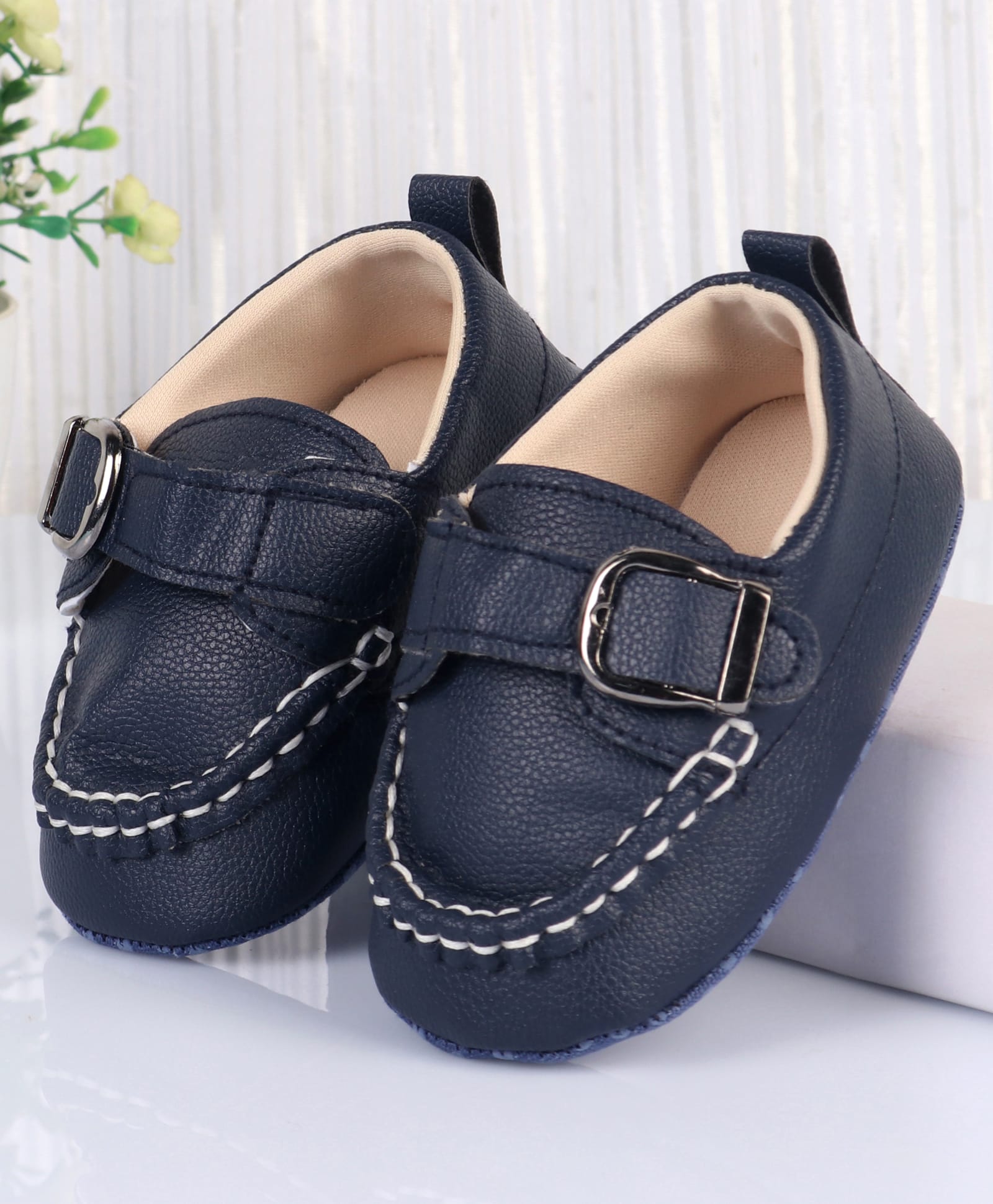 Cute Walk by Babyhug Velcro Closure Solid Booties - Navy Blue-image-6