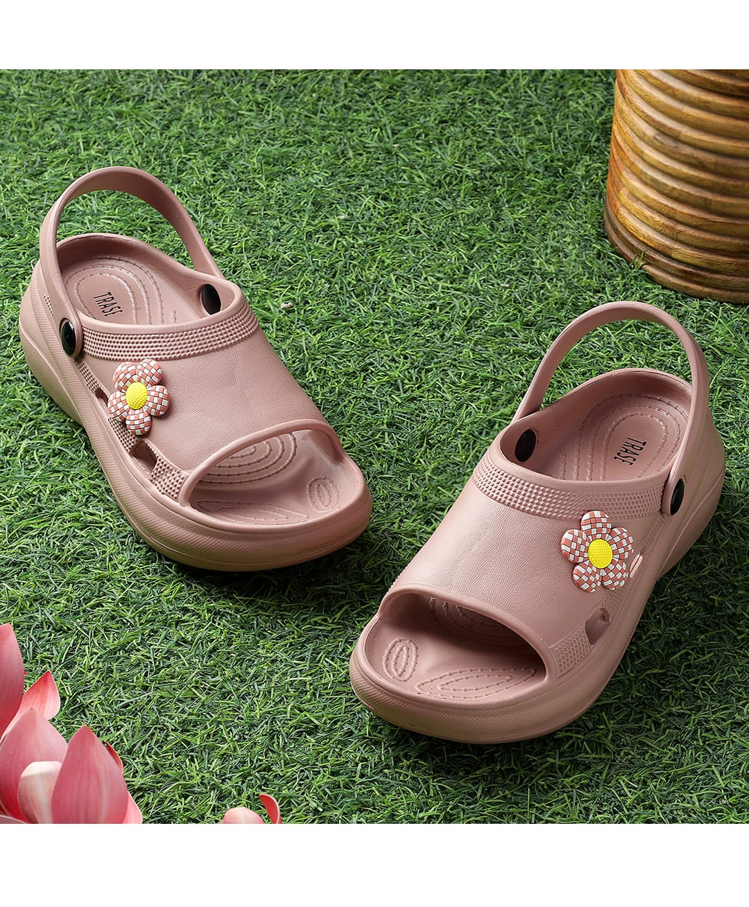 TRASE Floral Applique Detailed Slingback Sandals - Peach-image-28