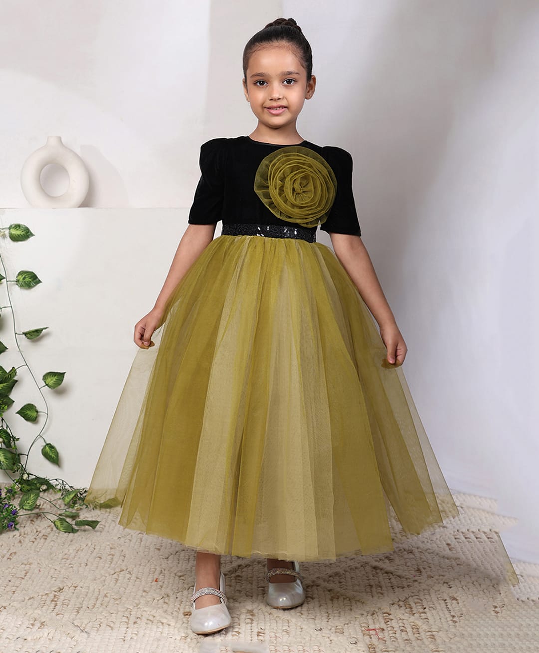 Toy Balloon Kids Satin Woven Half Sleeves Floral Applique Detailed Sequins Embellished Gown - Green-picture-12