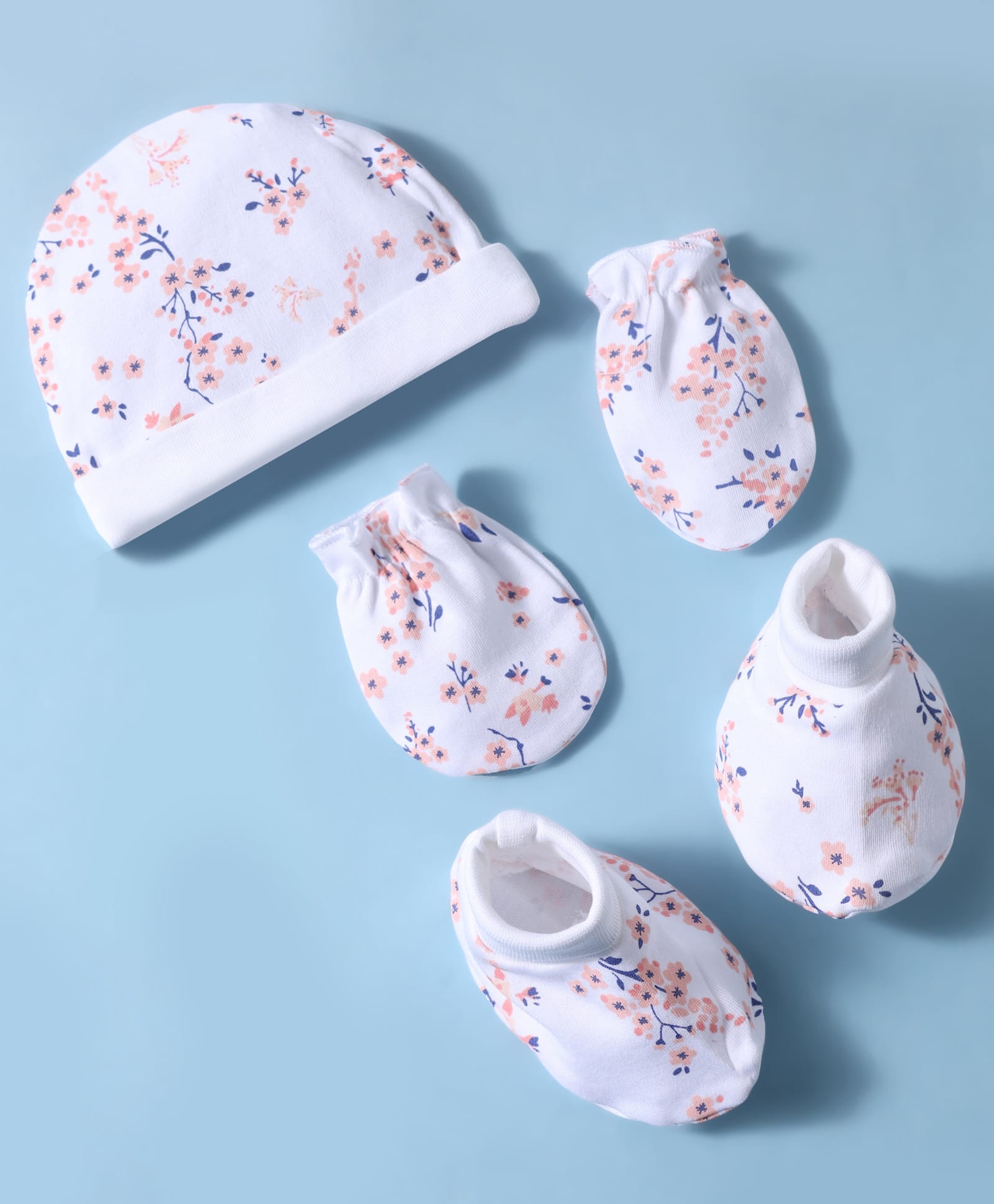 Babyhug 100% Cotton Interlock Knit Floral Print Cap Mittens and Booties - Whte-image-25