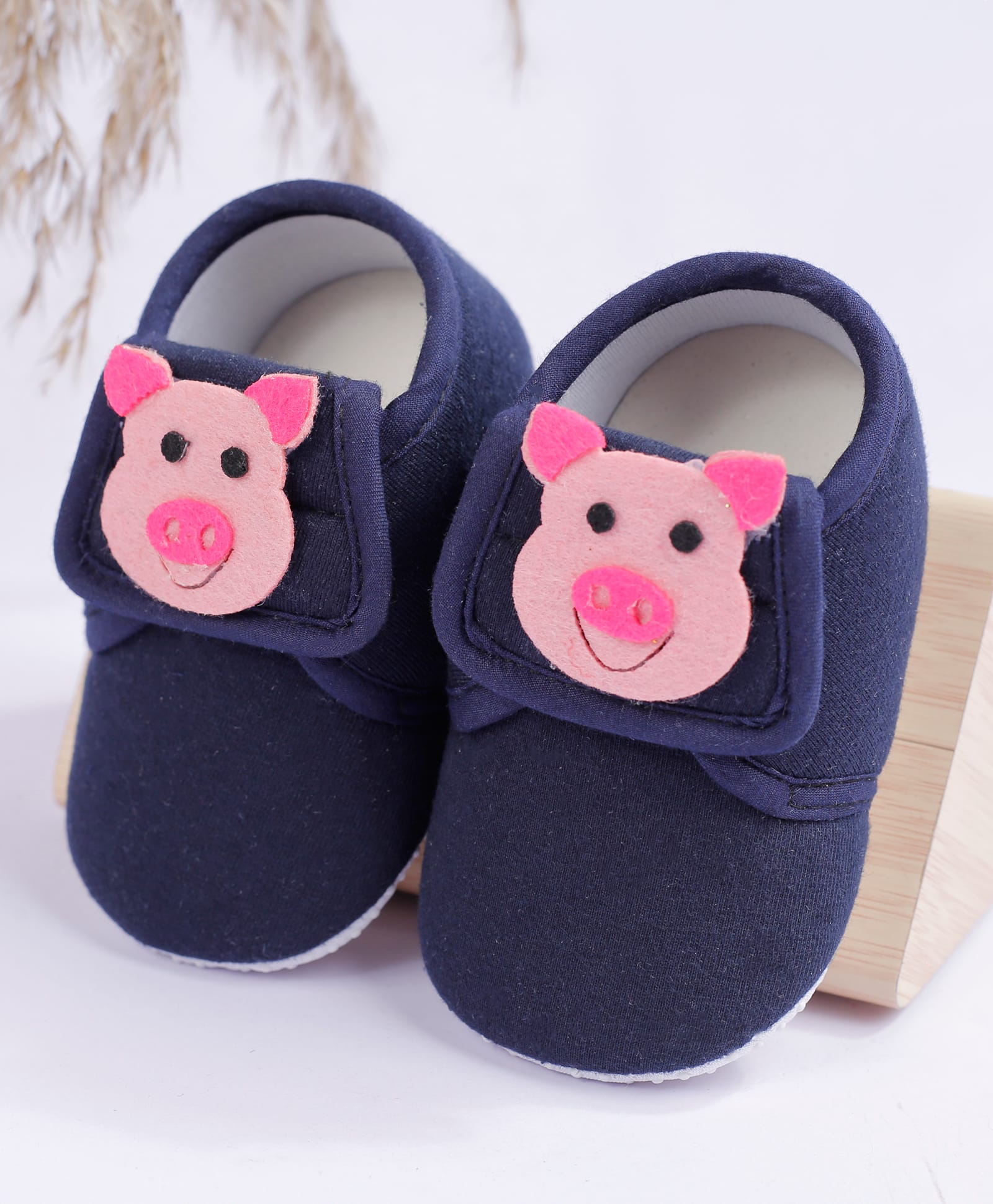 Coco Candy Pig Applique Detailed Velcro Closure Booties - Navy Blue-picture-43