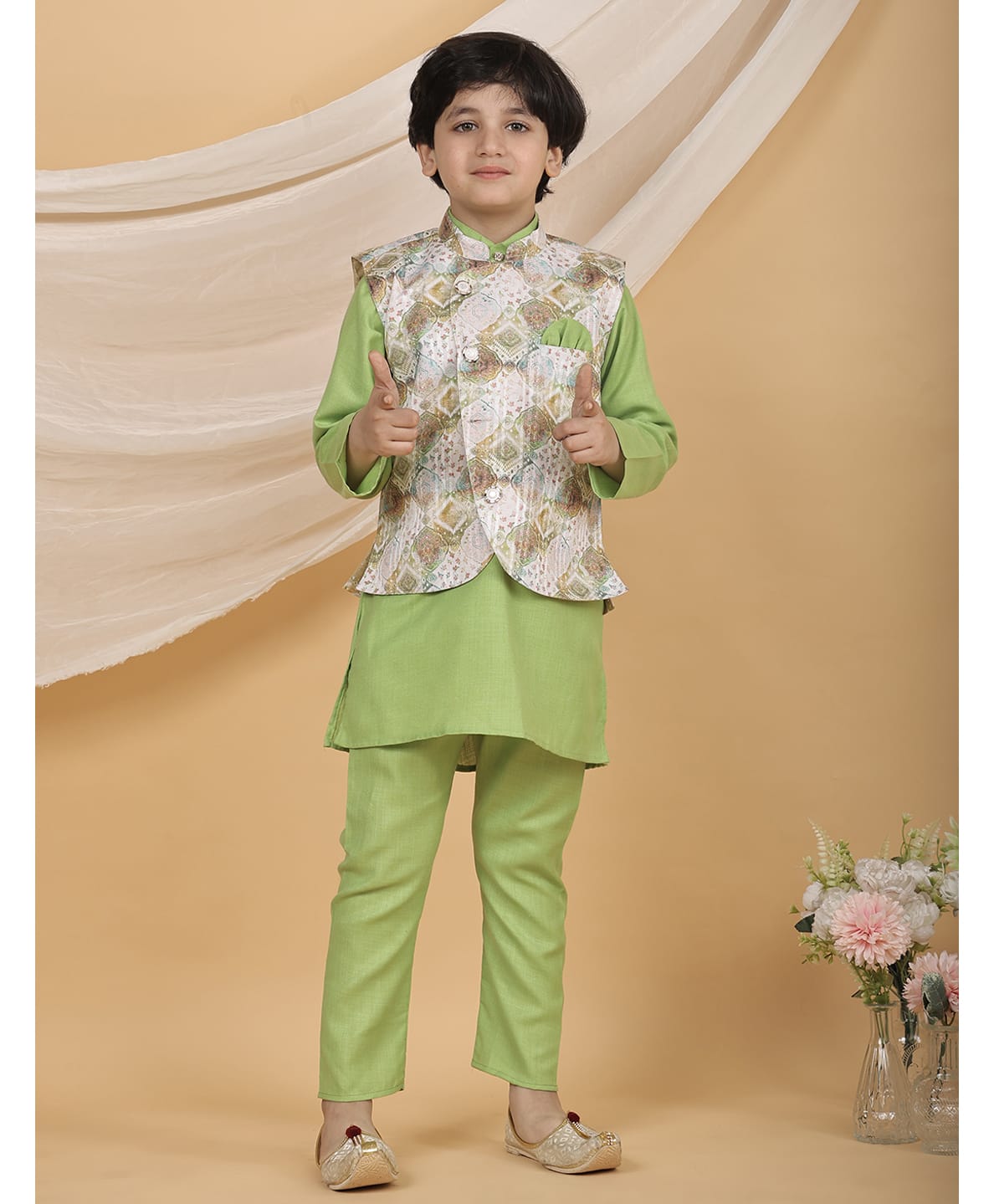 Superminis Cotton Woven Full Sleeves Solid Kurta Pyjama Set With Abstract Printed Jacket - Green-picture-16