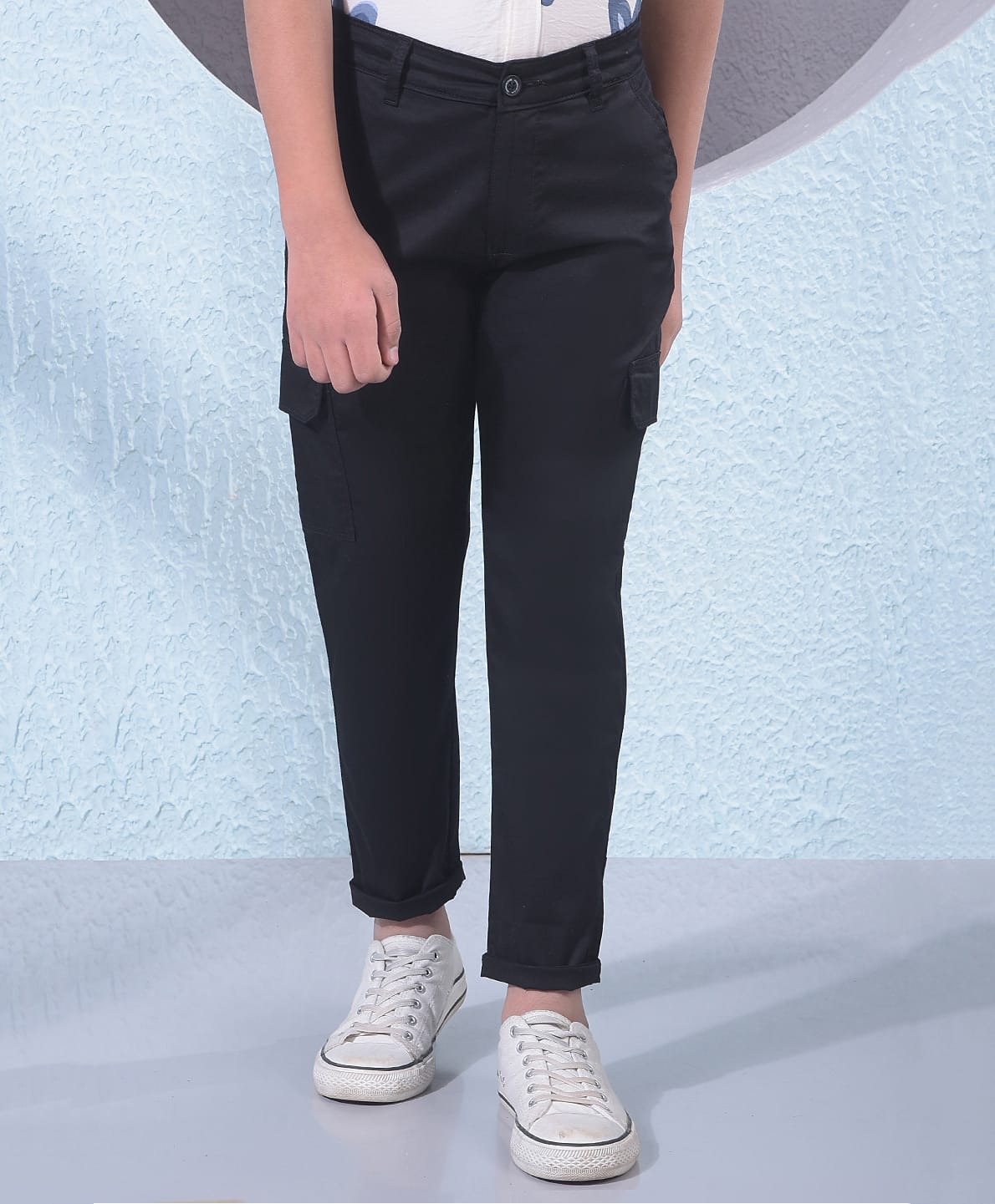 CRIMSOUNE CLUB Cotton Woven Solid Trousers - Black-picture-12