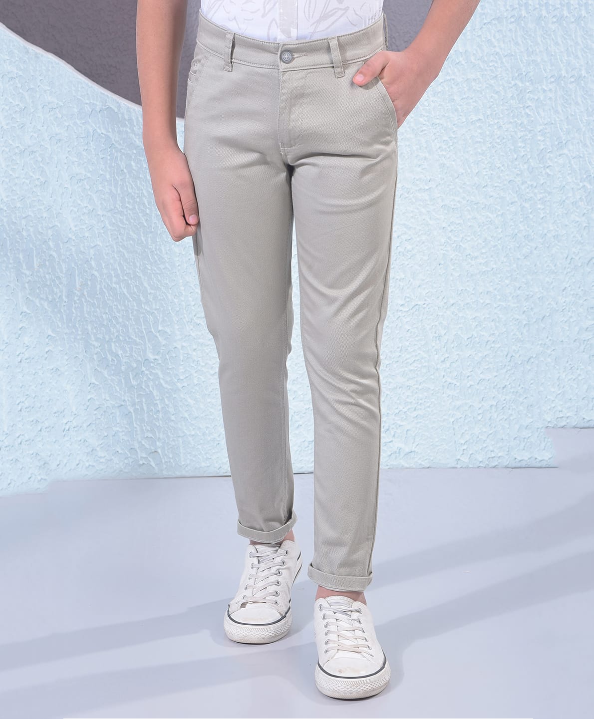 CRIMSOUNE CLUB Cotton Woven Solid Trousers - Green-picture-18