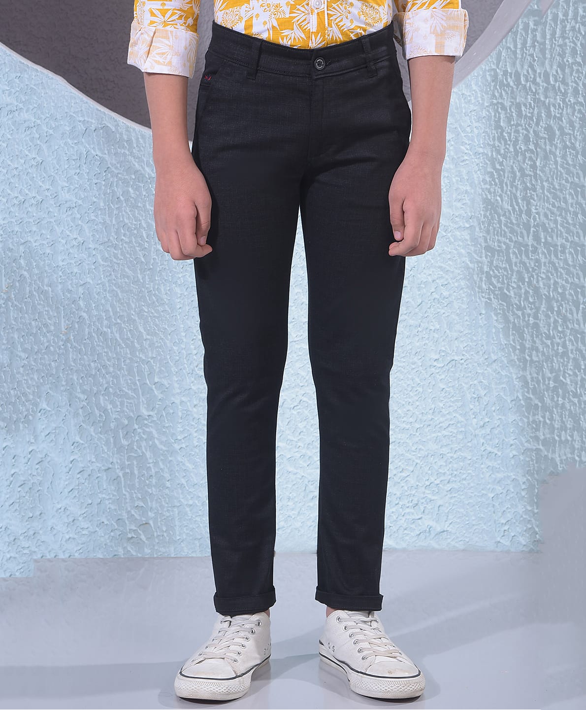 CRIMSOUNE CLUB Cotton Woven Solid Trousers - Black-picture-39