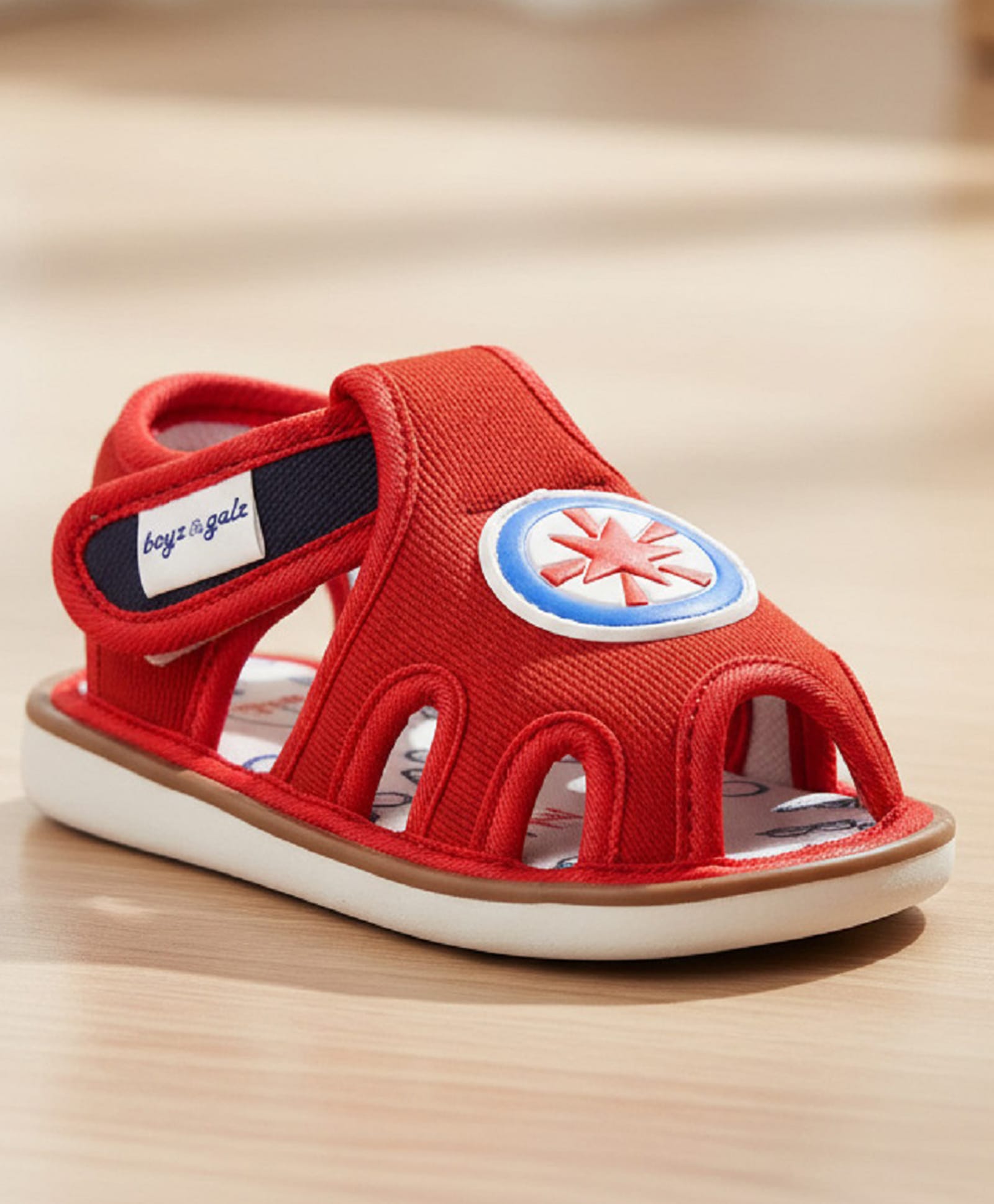 boyz n galz Star Applique Detailed Velcro Closure Musical Sandals - Red-picture-26
