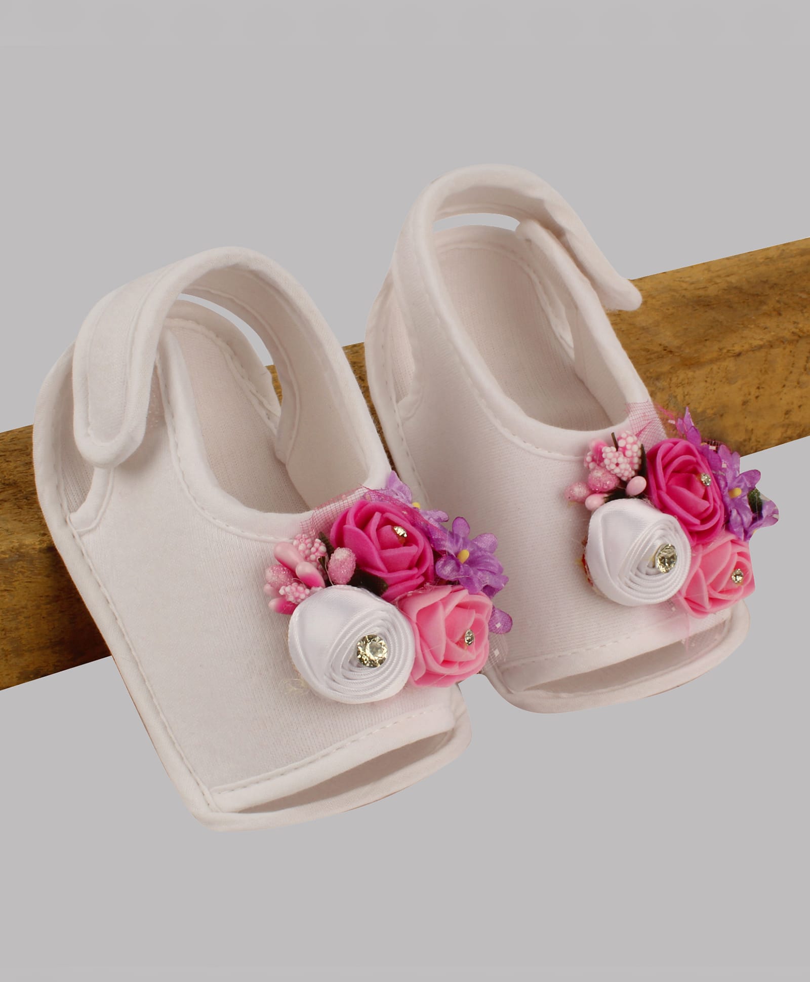 Daizy Floral Applique Detailed Stones Embellished Velcro Closure Booties - White-image-25