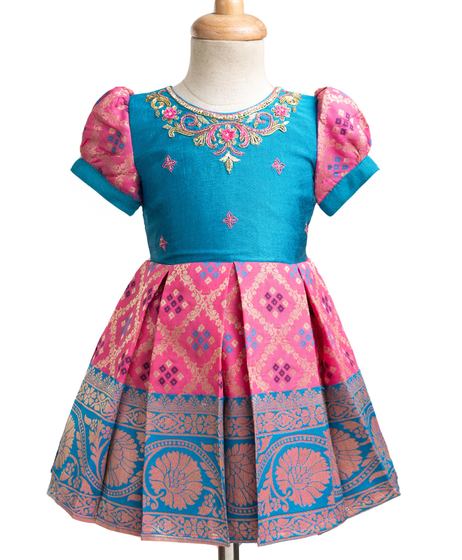 Enfance Half Puffed Sleeves Floral Swirl Embroidered & Banarasi Printed Knee Length Pattu Pavdai Dress - Pink-picture-26
