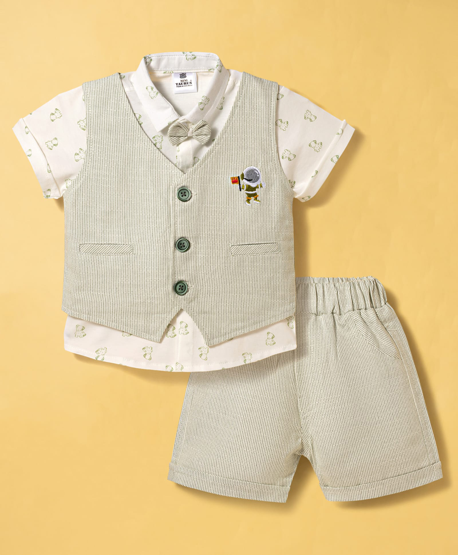 Mini Taurus Sinker Knit Half Sleeves 3 Piece Party Suit with Bear Print Bow Applique & Embroidery - Light Green-picture-28