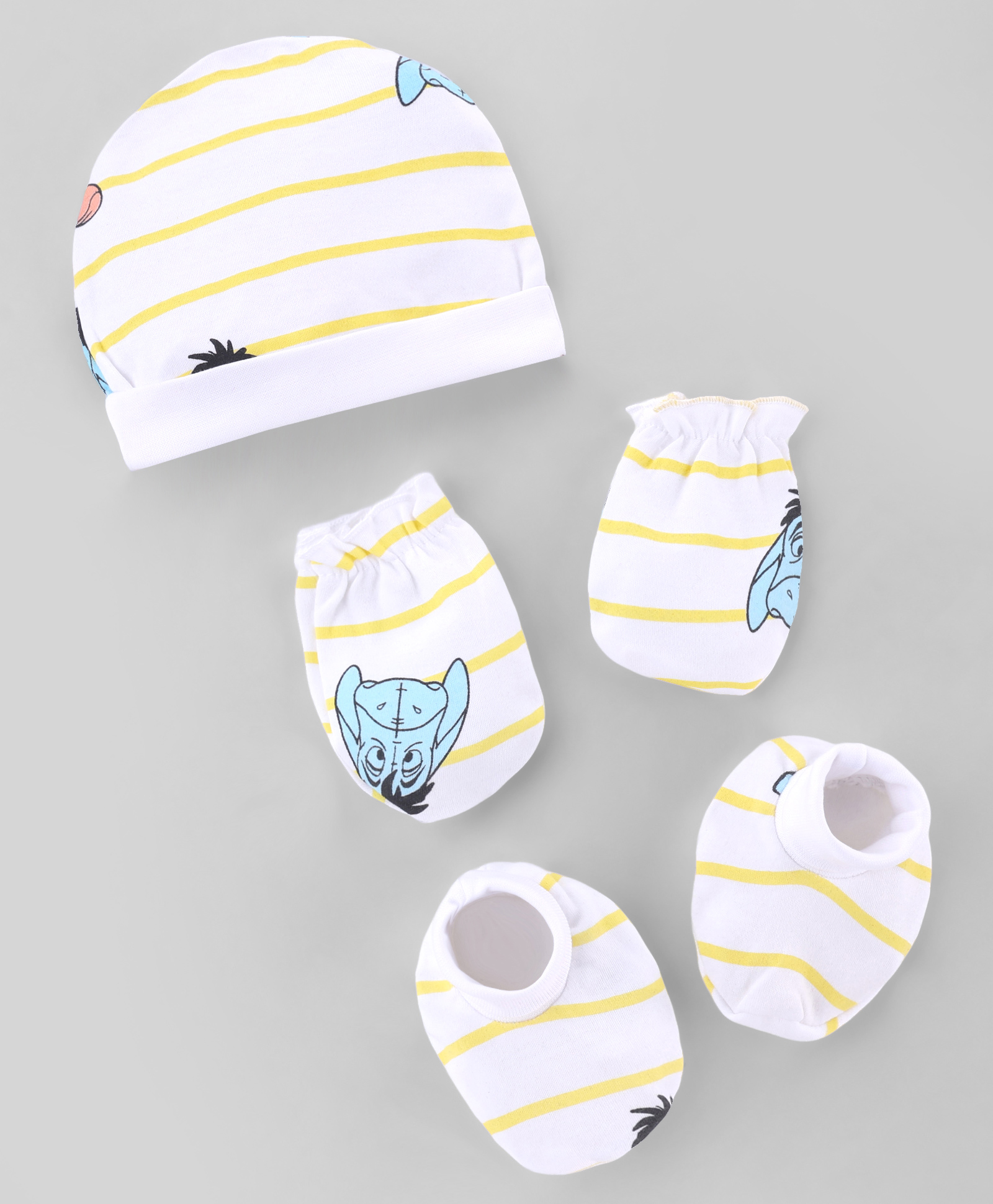 Babyhug Disney Interlock Knit Cap Mittens & Booties with Winnie & Friends Print White- Diameter 14.5 cm-picture-12