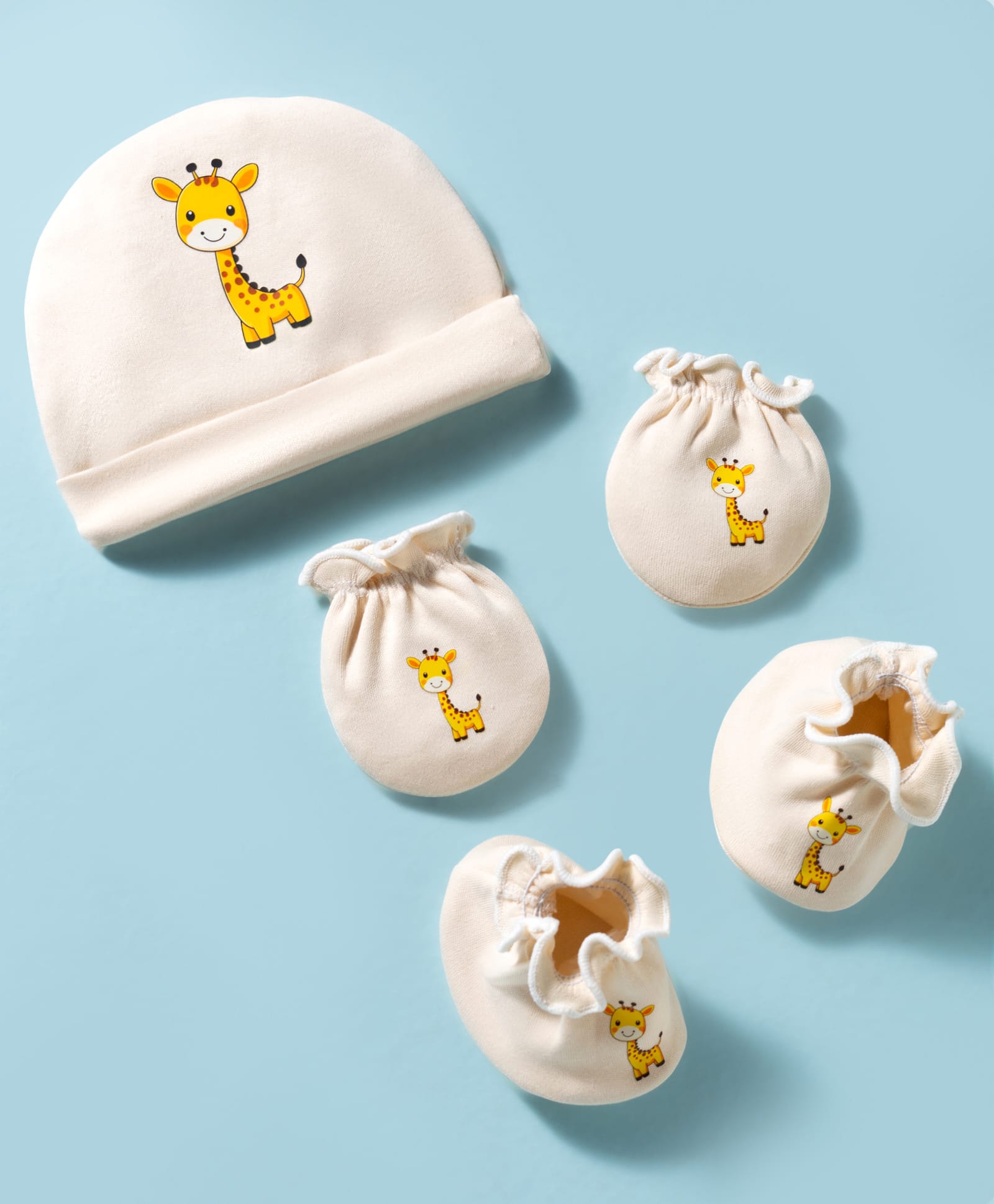 Bubble Pop Interlock Knit Cap Mitten & Booties Set With Giraffe Print Light Cream - Diameter 17 cm-image-31