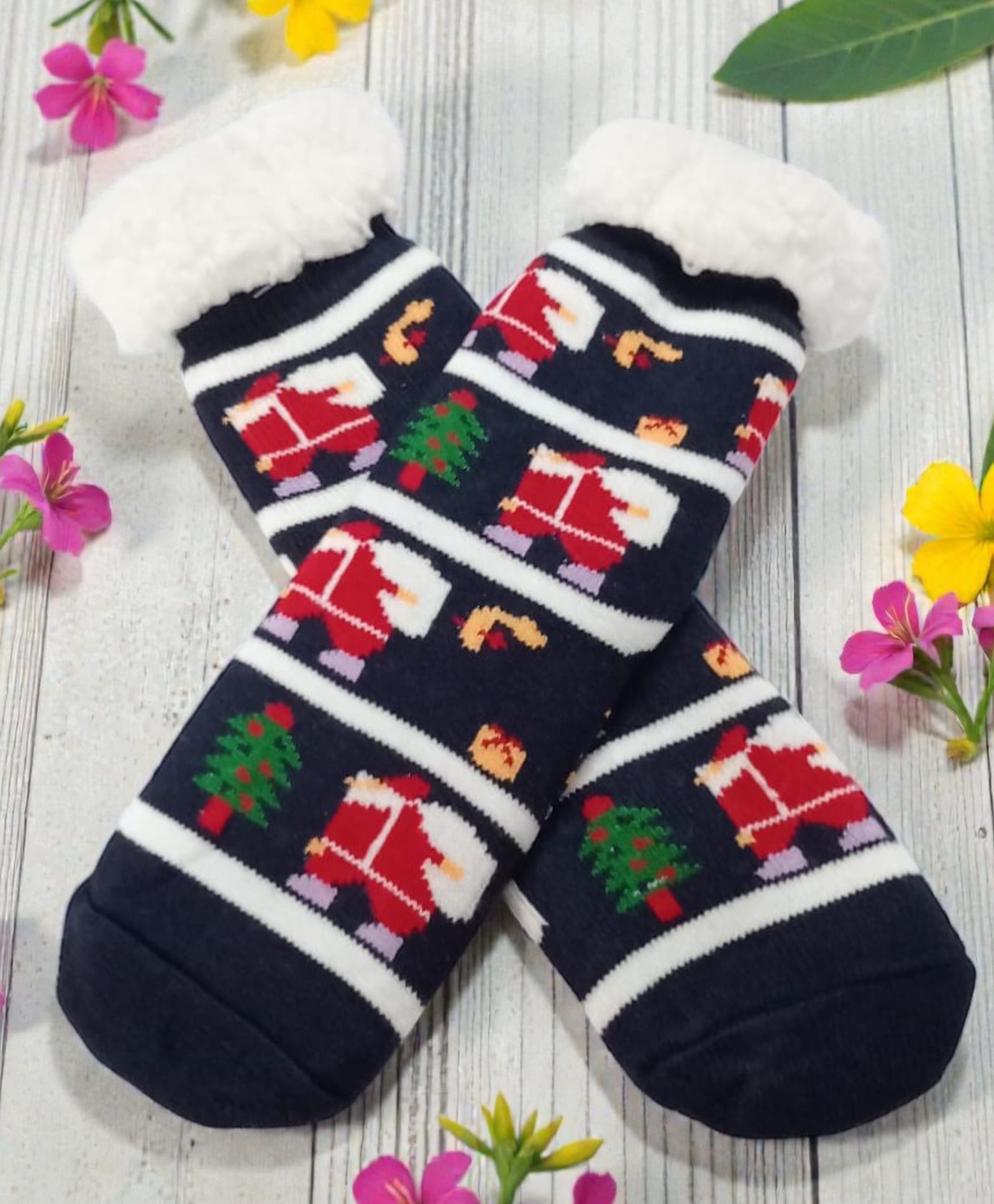 Butterthief Woollen Knit Christmas Theme Santa Claus Designed Anti Skid Socks - Black-image-37
