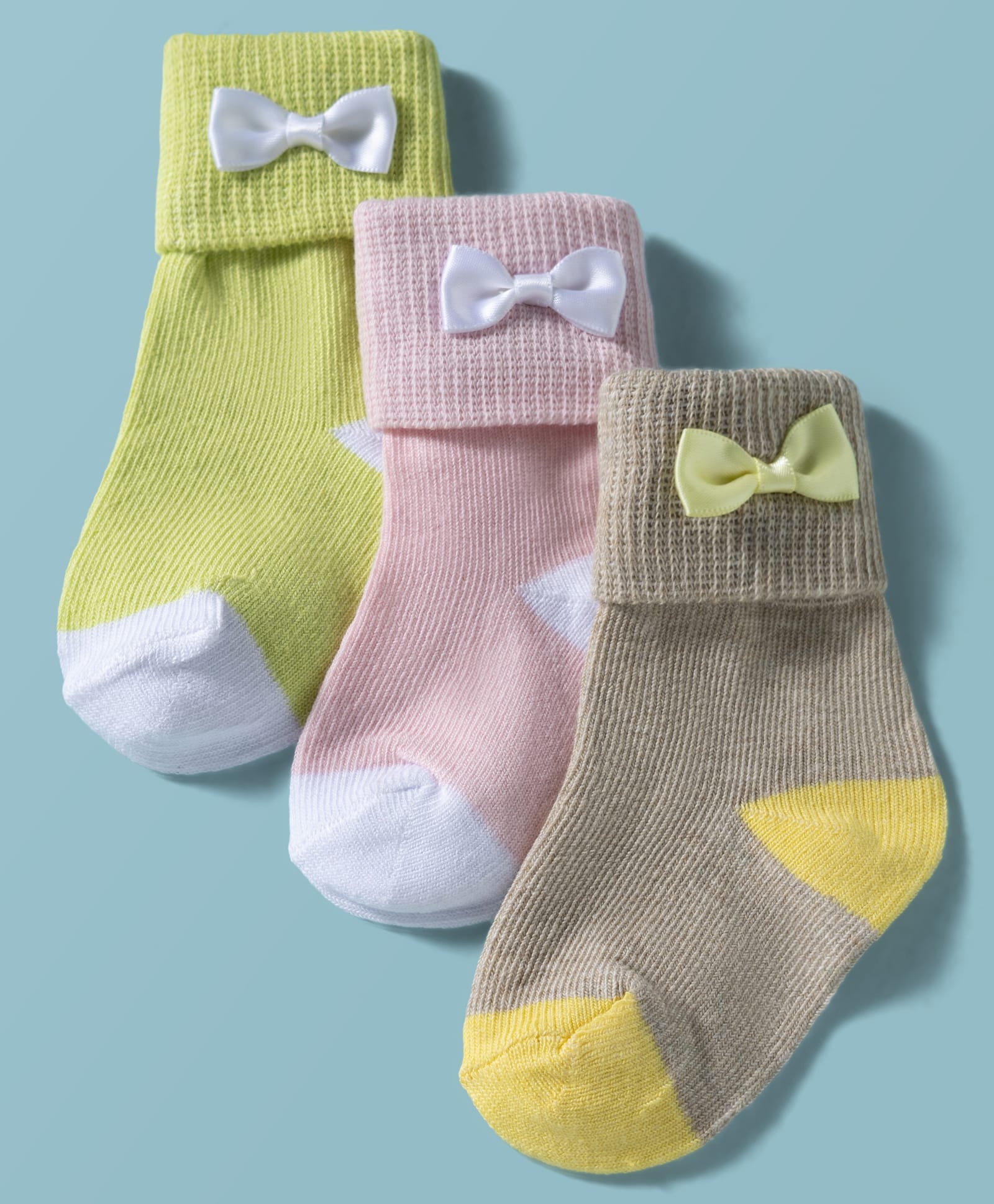 Doodle Poodle Cotton Knit Ankle Length Solid Socks With Bow Applique Pack of 3 - Beige Pink & Lime Green-image-12