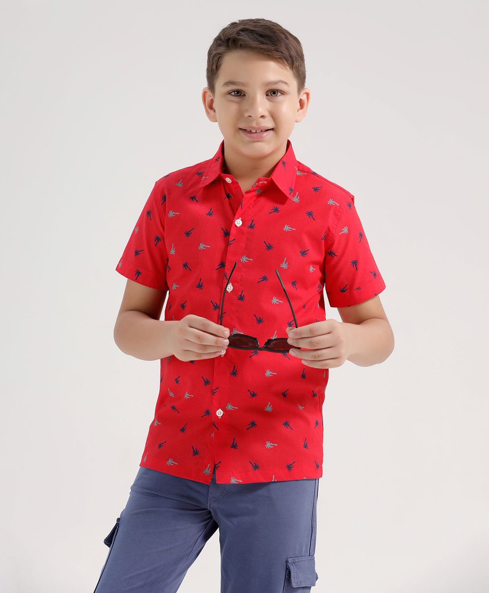 CHILINS Cotton Woven Half Sleeves Palm Trees Printed Shirt - Red-image-11