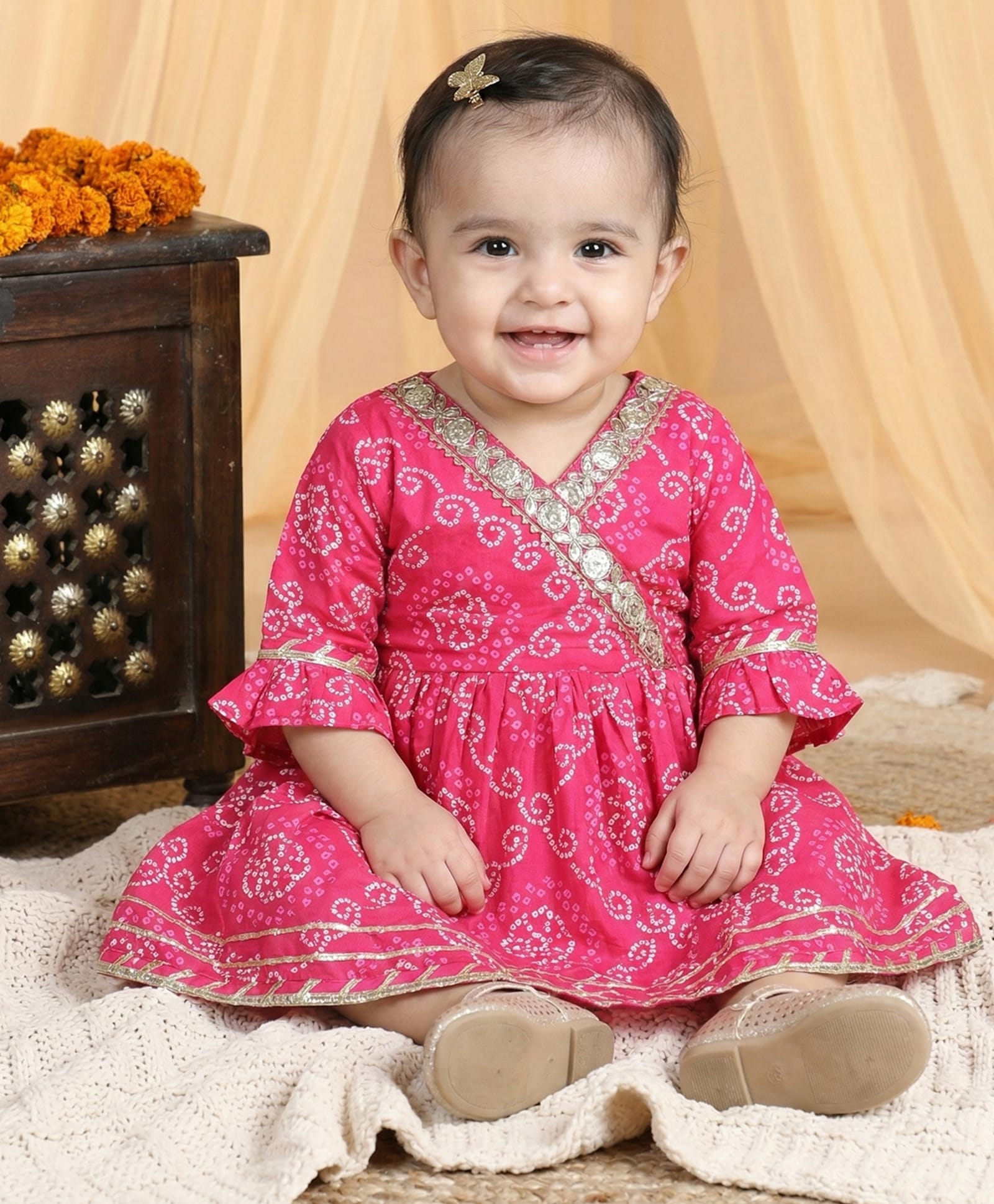 Kinder Kids Cotton Woven Three Fourth Sleeves Lace Embellished Bandhani Printed Dress - Pink-image-18