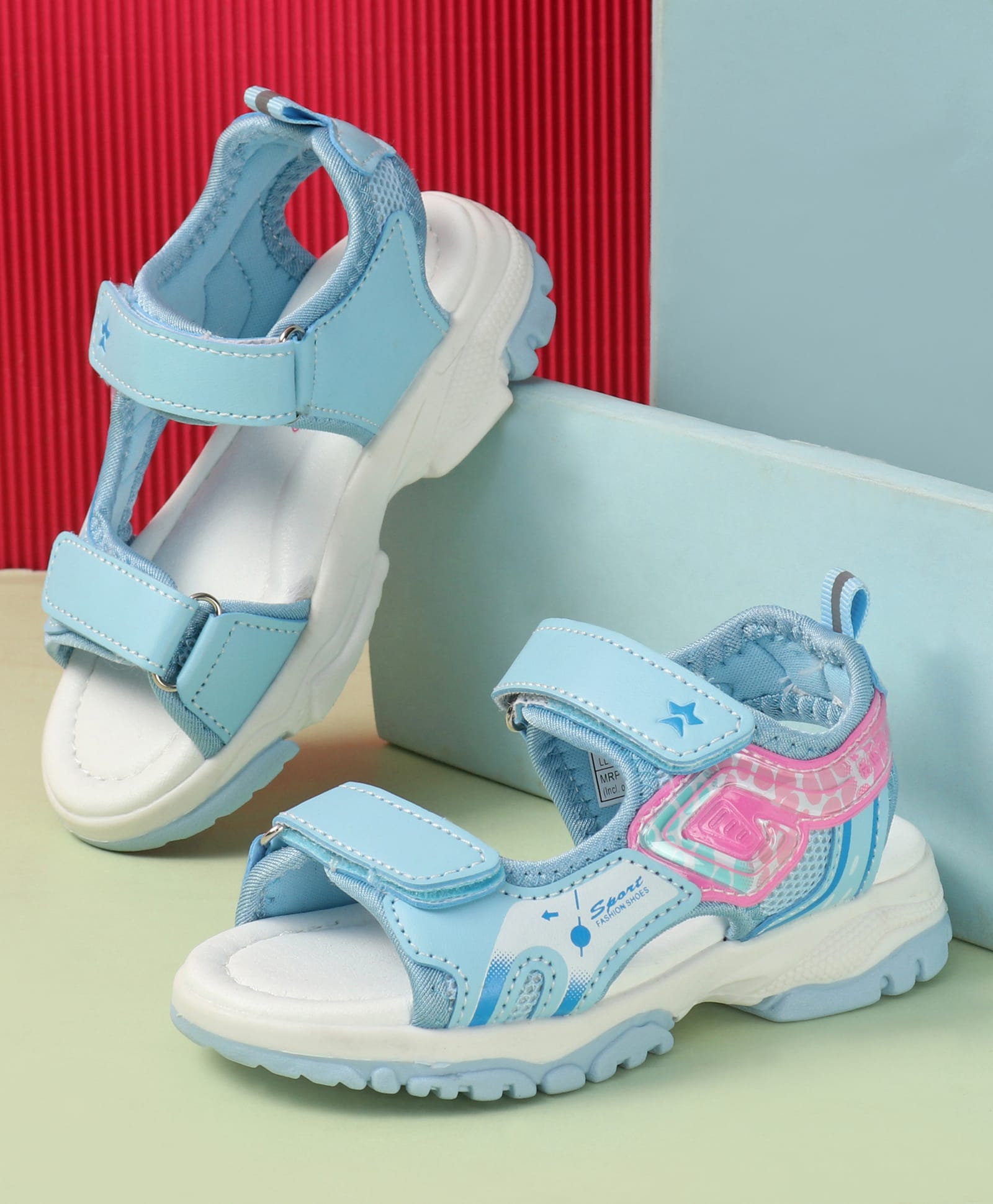Cute Walk by Babyhug Printed Sandals - Blue-image-15