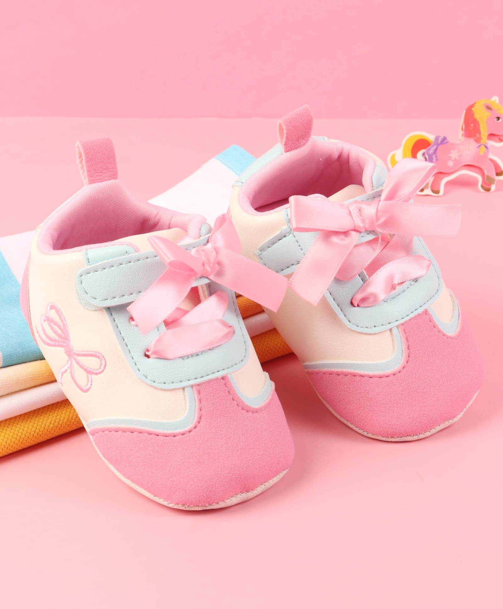 Babyoye Velcro Closure Booties with Bow Applique - Pink-picture-28