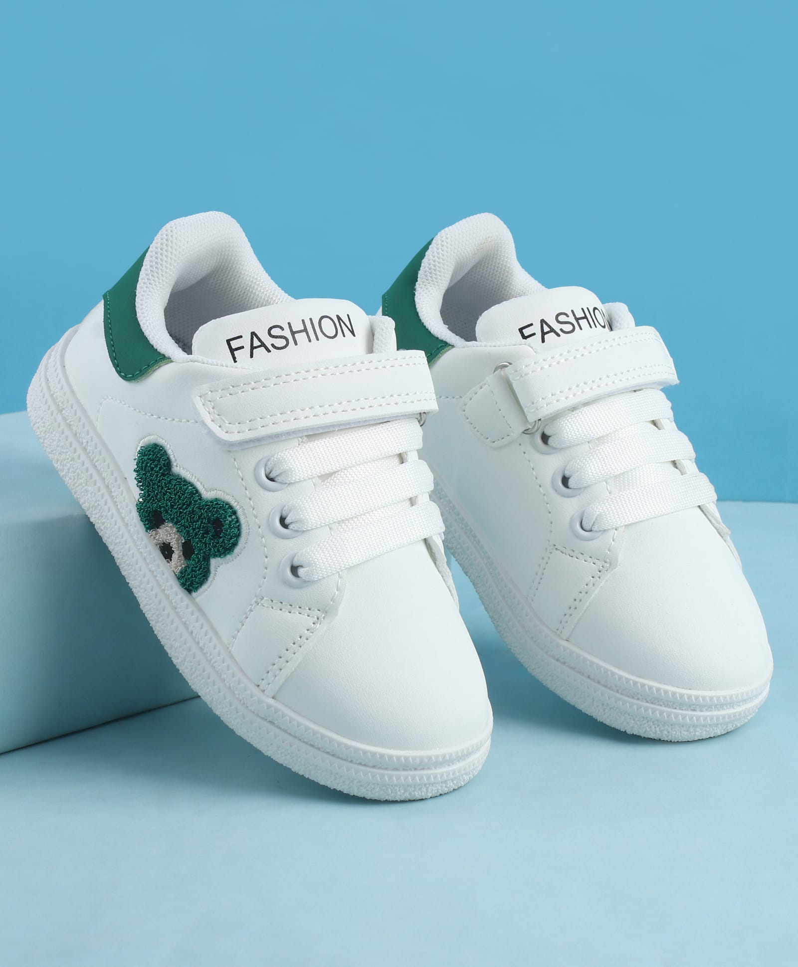 Babyoye Velcro Closure Casual Shoes with Teddy Embroidery - Green & White-image-10