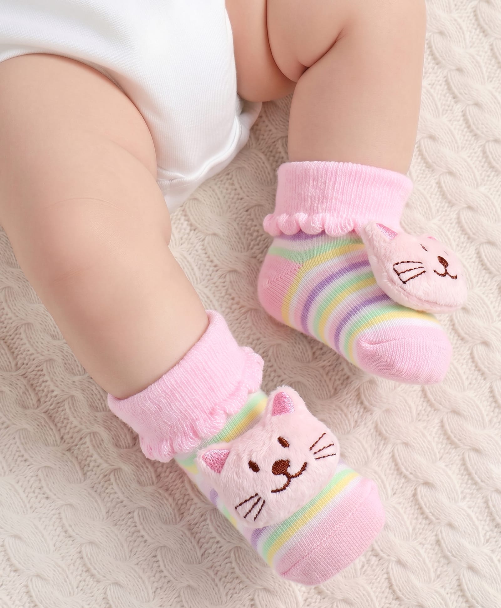 Cute Walk by Babyhug Ankle Length Socks Shoes With Cat Applique - Multicolor-picture-13