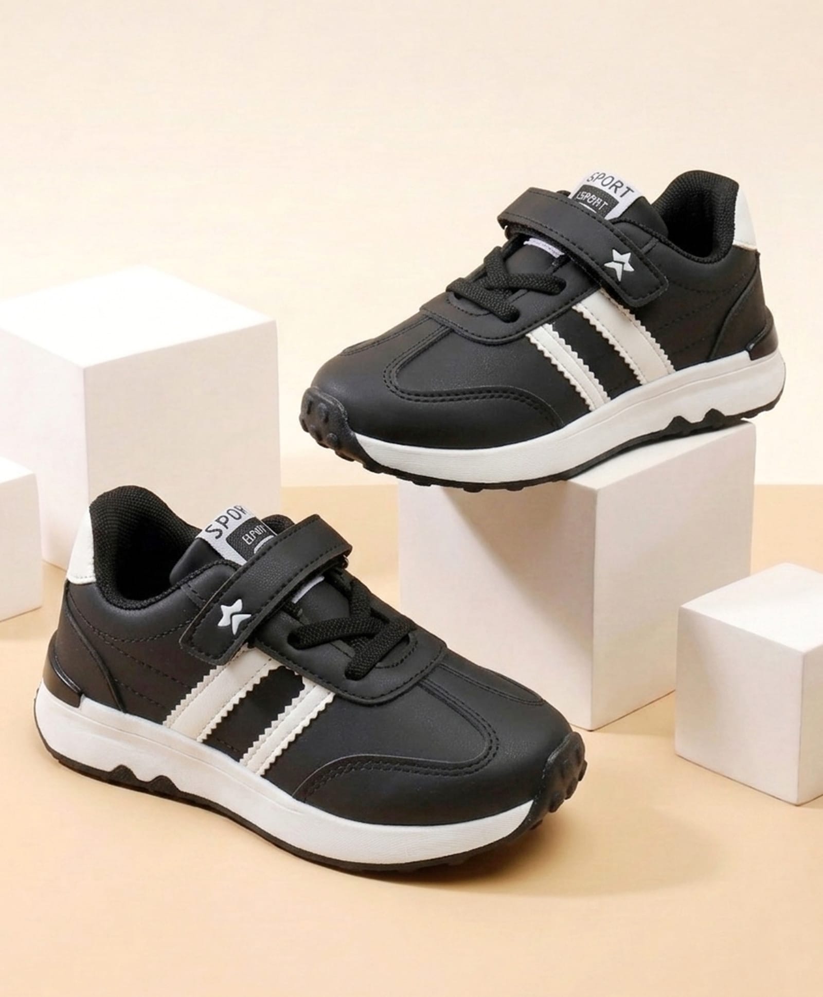 Cute Walk by Babyhug Velcro Closure Solid Sneaker Shoes - Black-picture-13