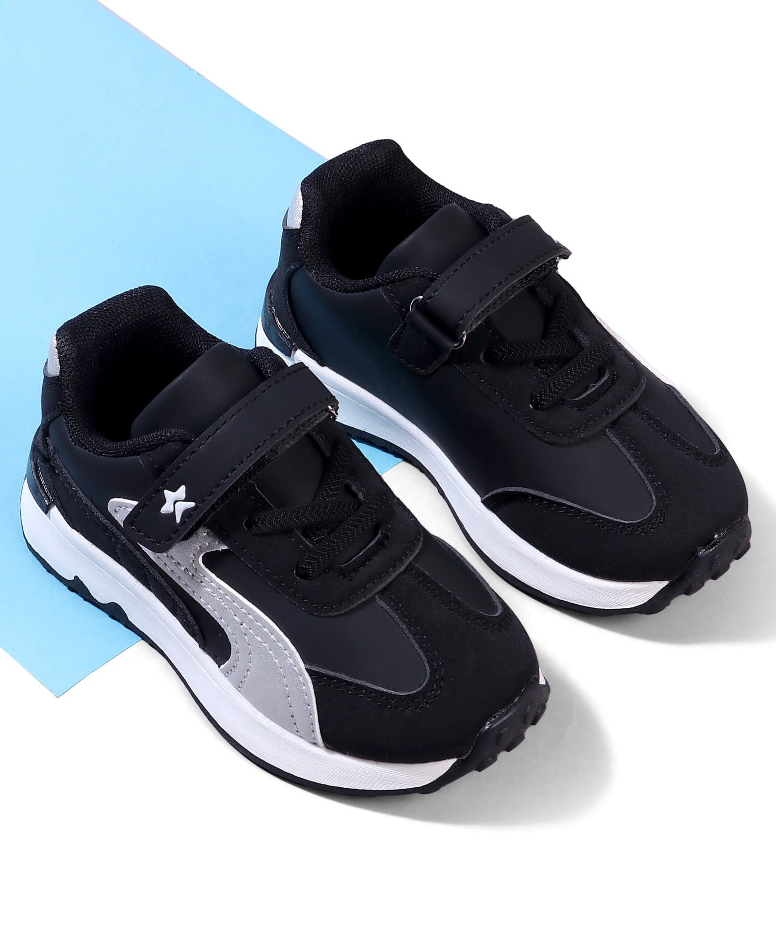 Cute Walk by Babyhug Velcro Closure Solid Sneaker Shoes - Black-image-49