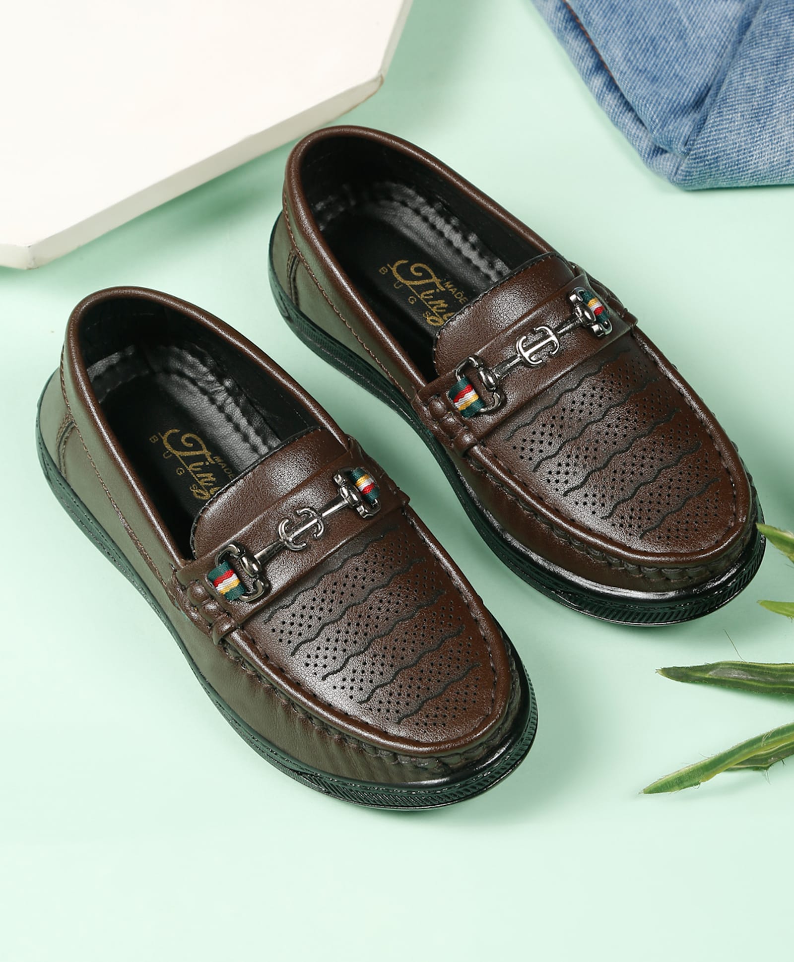 Tiny Bugs Metal Applique Detailed Textured Slip On Loafers -Brown-image-43