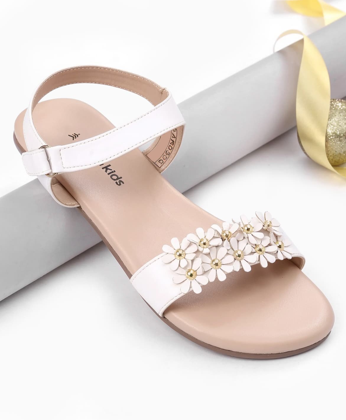 Pine Kids Velcro Closure Sandals With Floral Detailing - White-picture-19