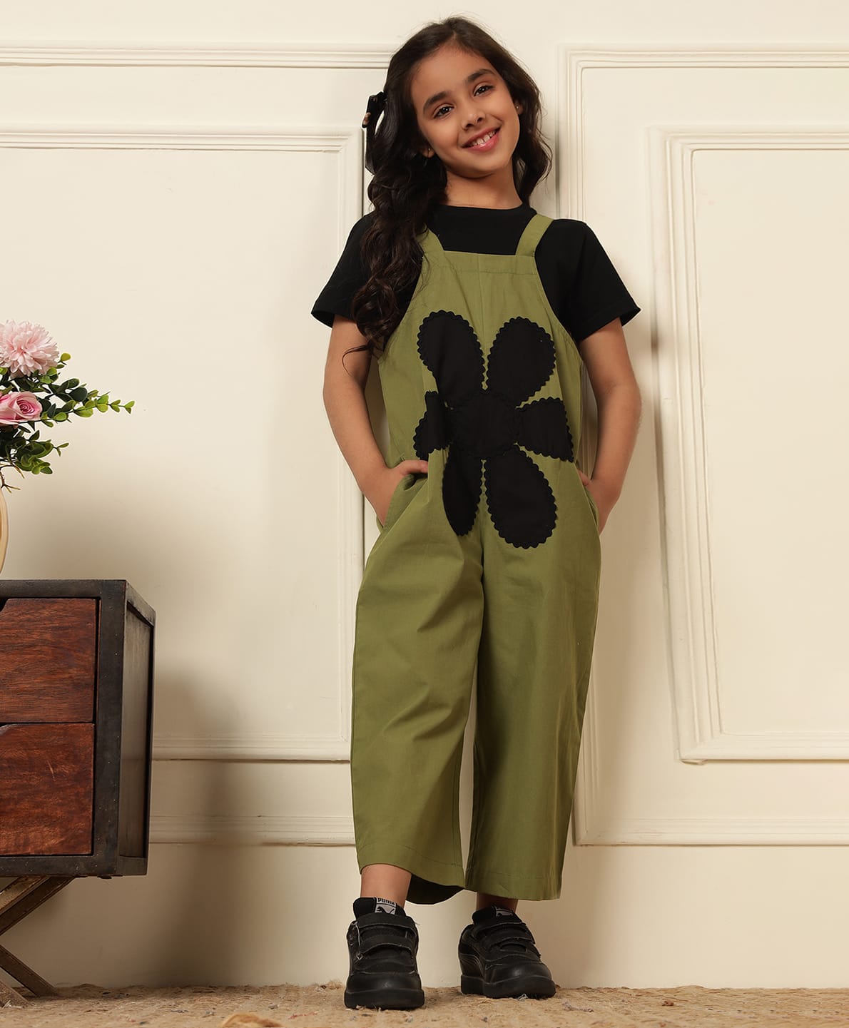 Bugandbees Cotton Woven Sleeveless Floral Patch Detailed Dungaree - Green-picture-19