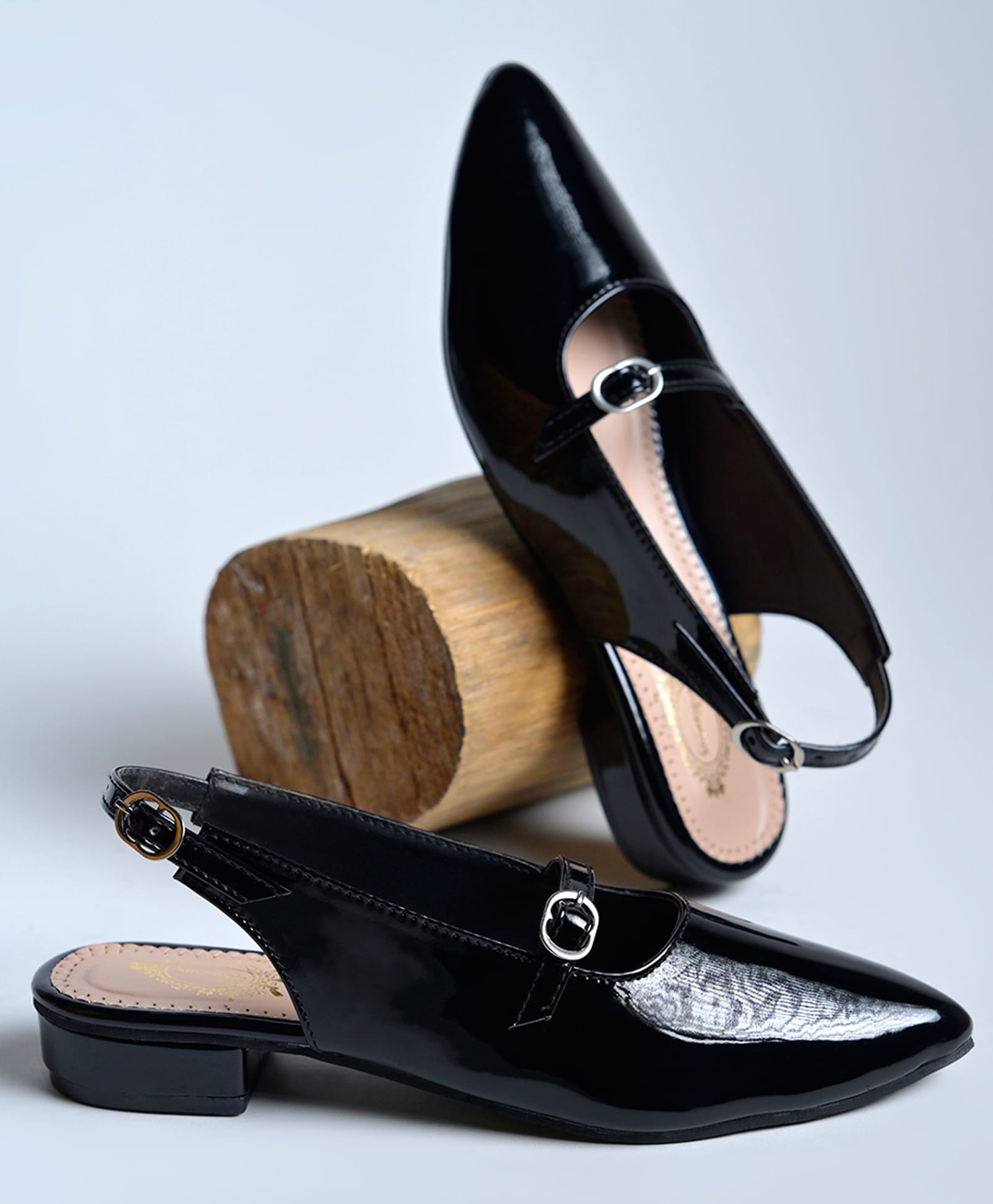 Shoetopia Solid Buckle Closure Sandals - Black-picture-39