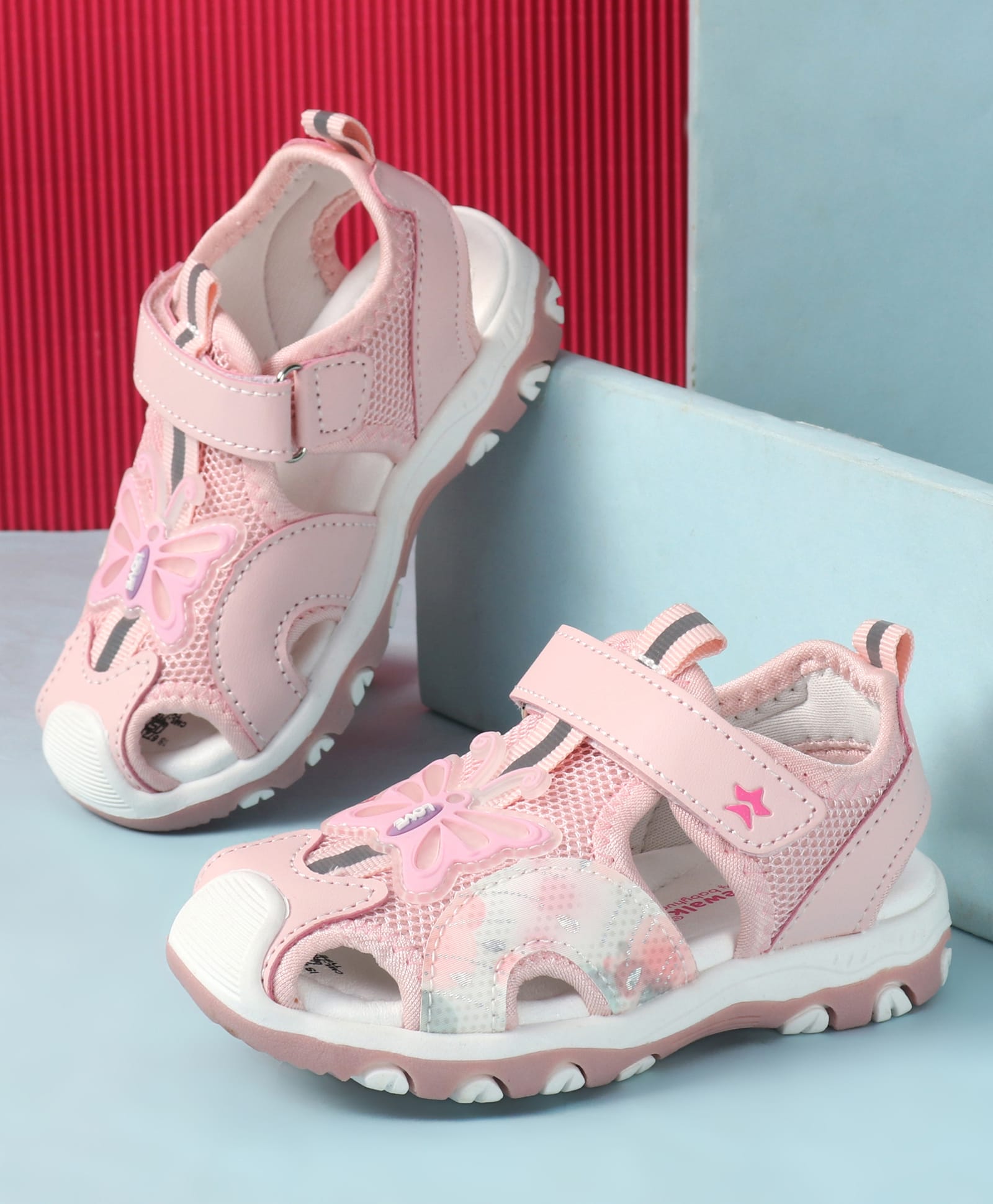 Cute Walk by Babyhug Sandals with Butterfly Applique - Pink-picture-20