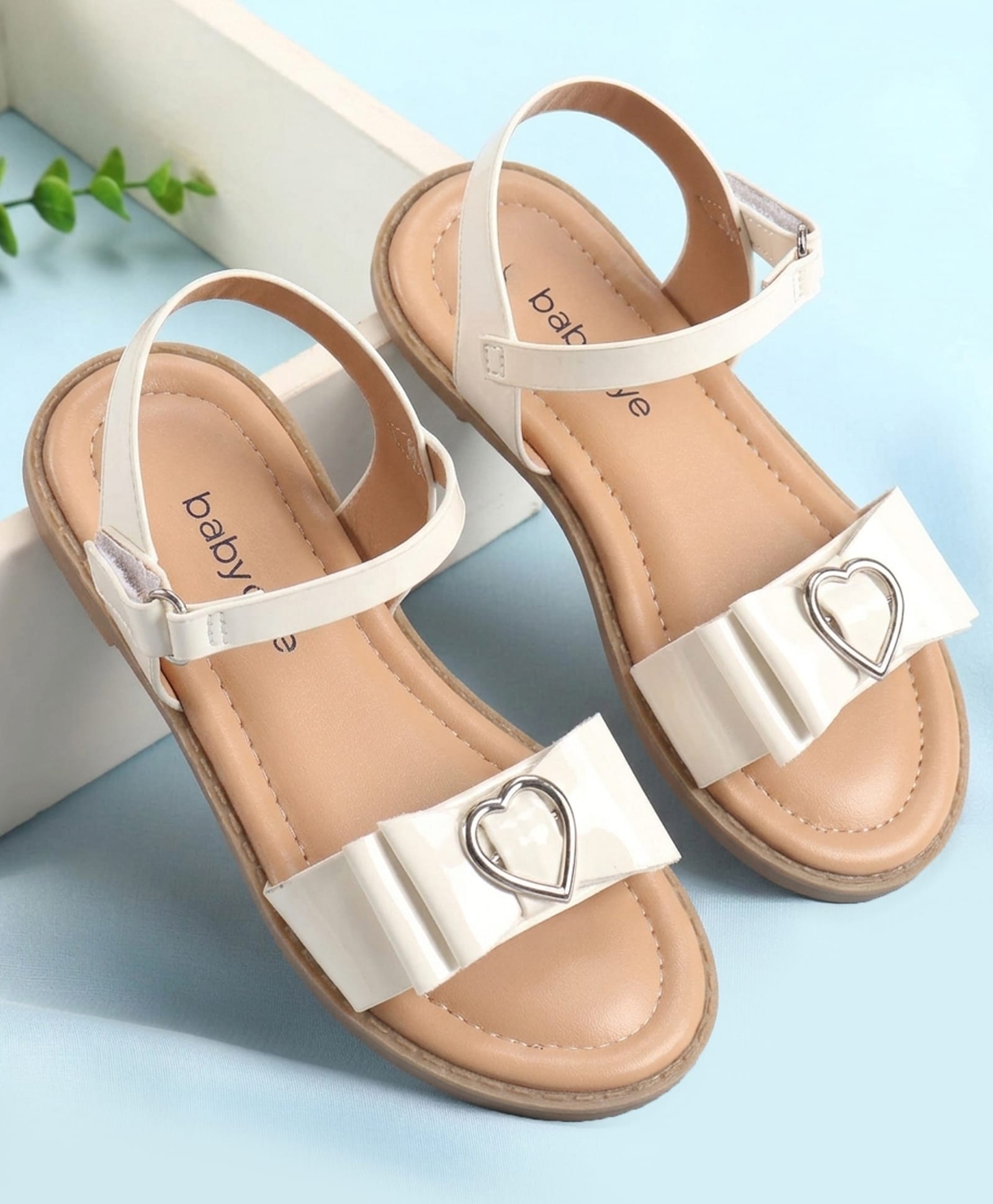 Babyoye Velcro Closure Sandal With Bow Applique - White-picture-24