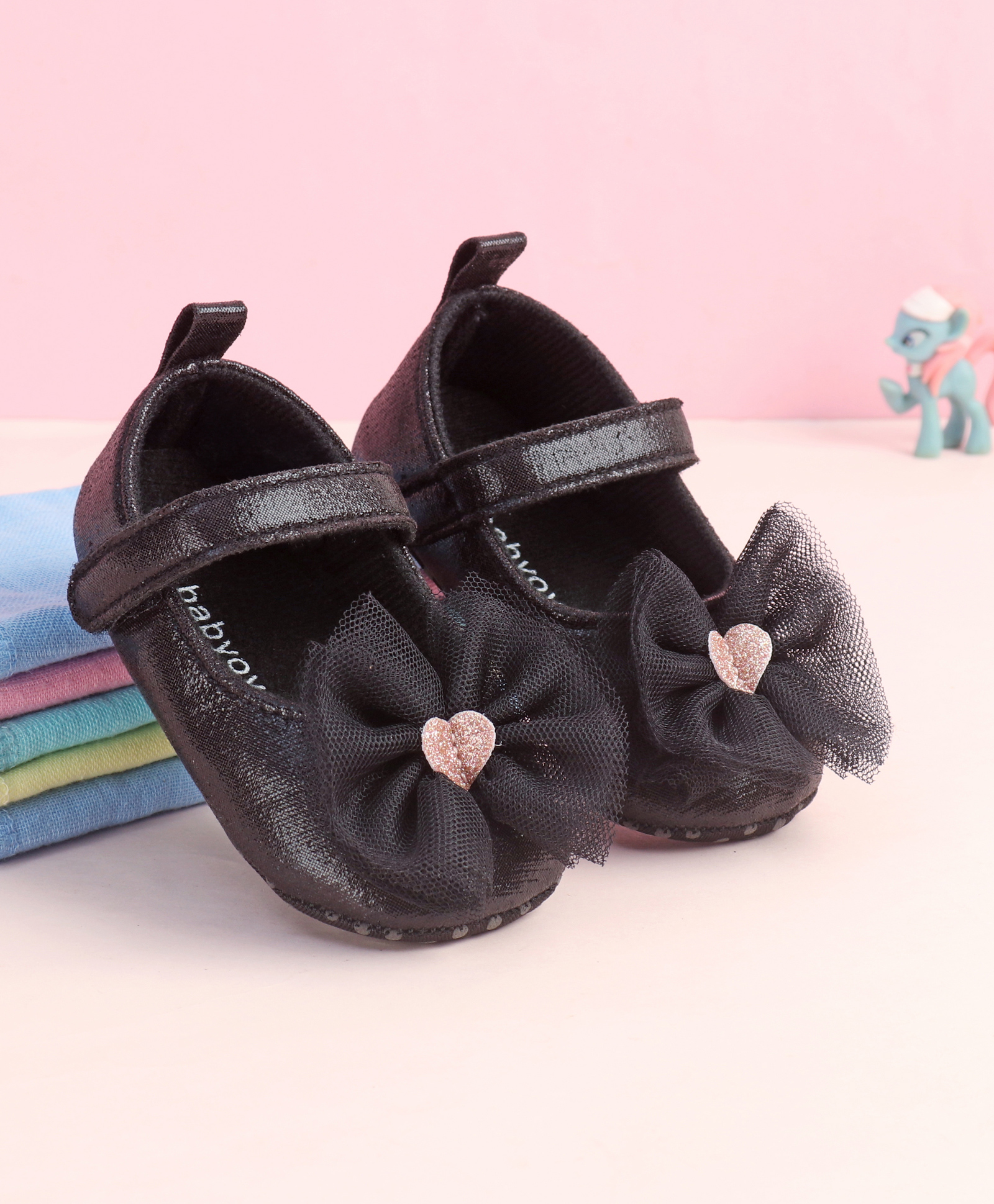 Babyoye Velcro Closure Booties with Floral Applique - Black-image-14