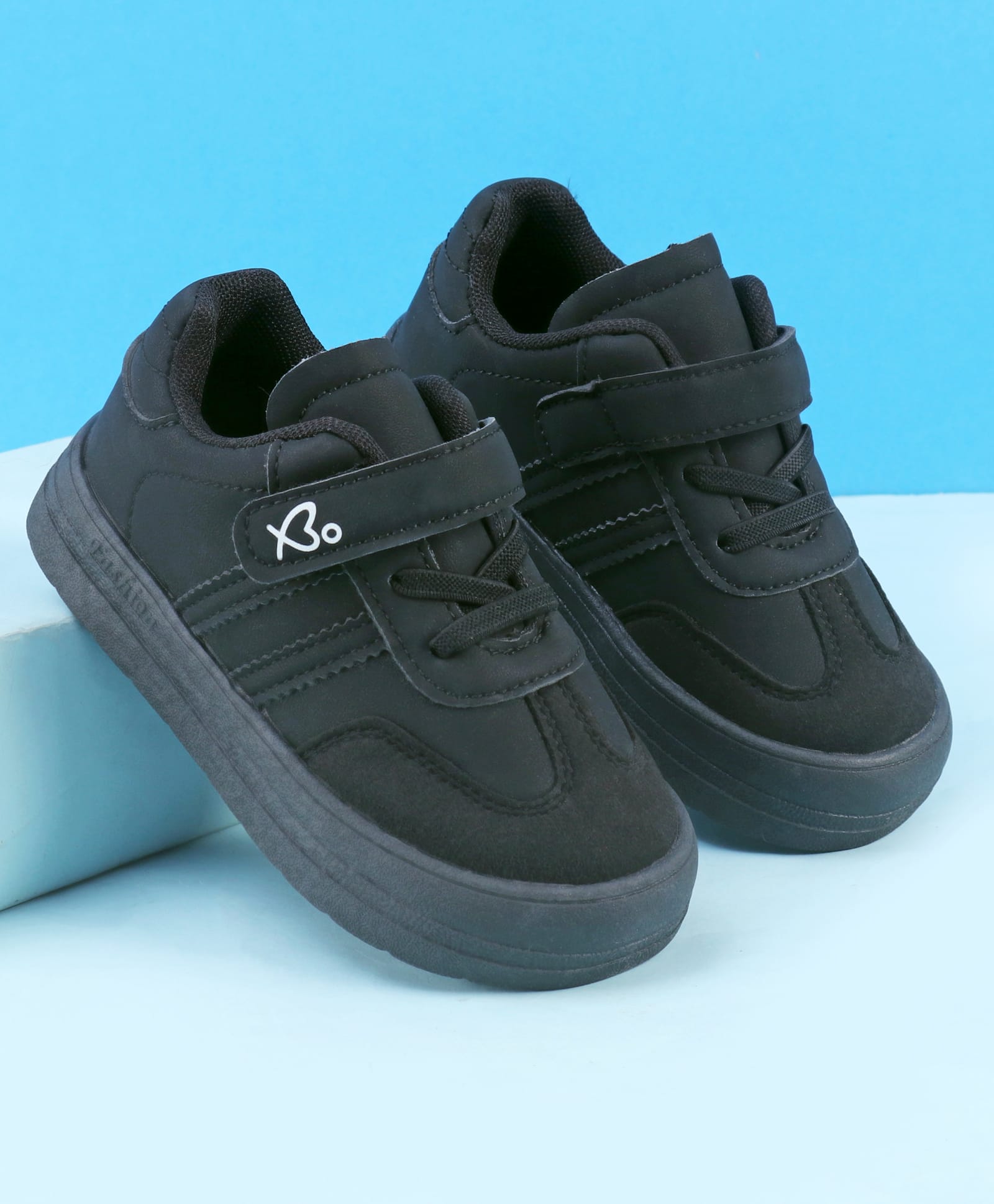 Babyoye Velcro Closure Solid Casual Shoes - Black-image-44