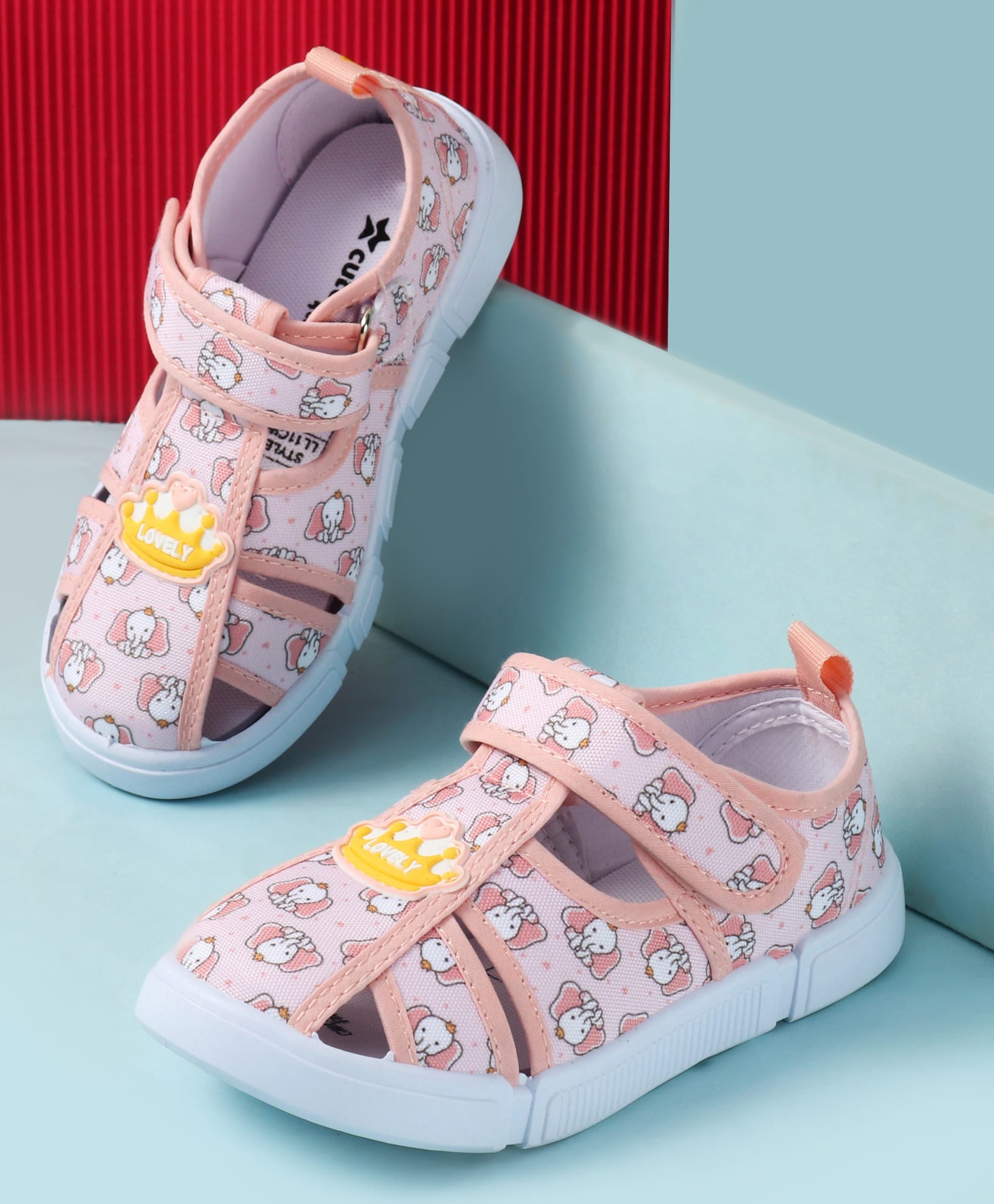 Cute Walk by Babyhug Velcro Closure Sandals with Elephant Print - Pink-picture-26