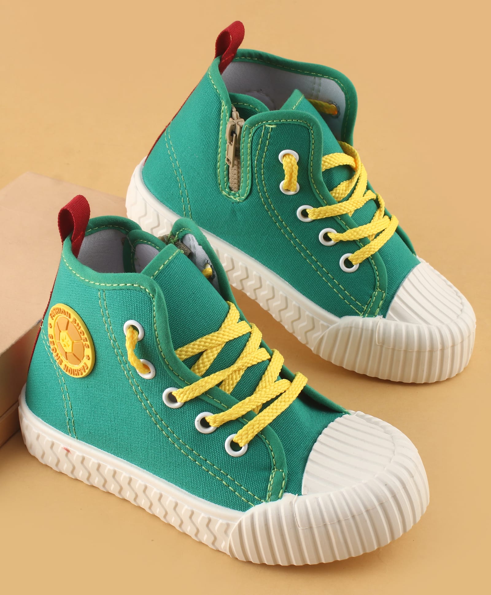 Cute Walk by Babyhug Lace-Up Closure With Fashion Shoes Applique - Green-picture-13