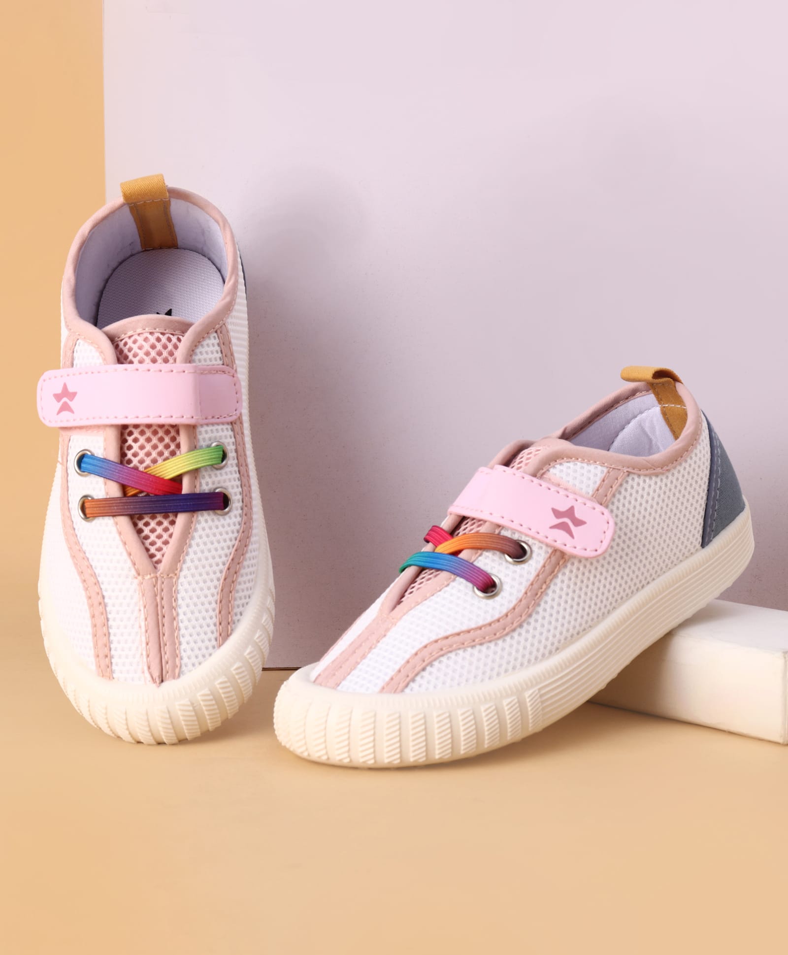 Cute Walk by Babyhug Velcro Closure Casual Shoes With Star Print - Pink-picture-22