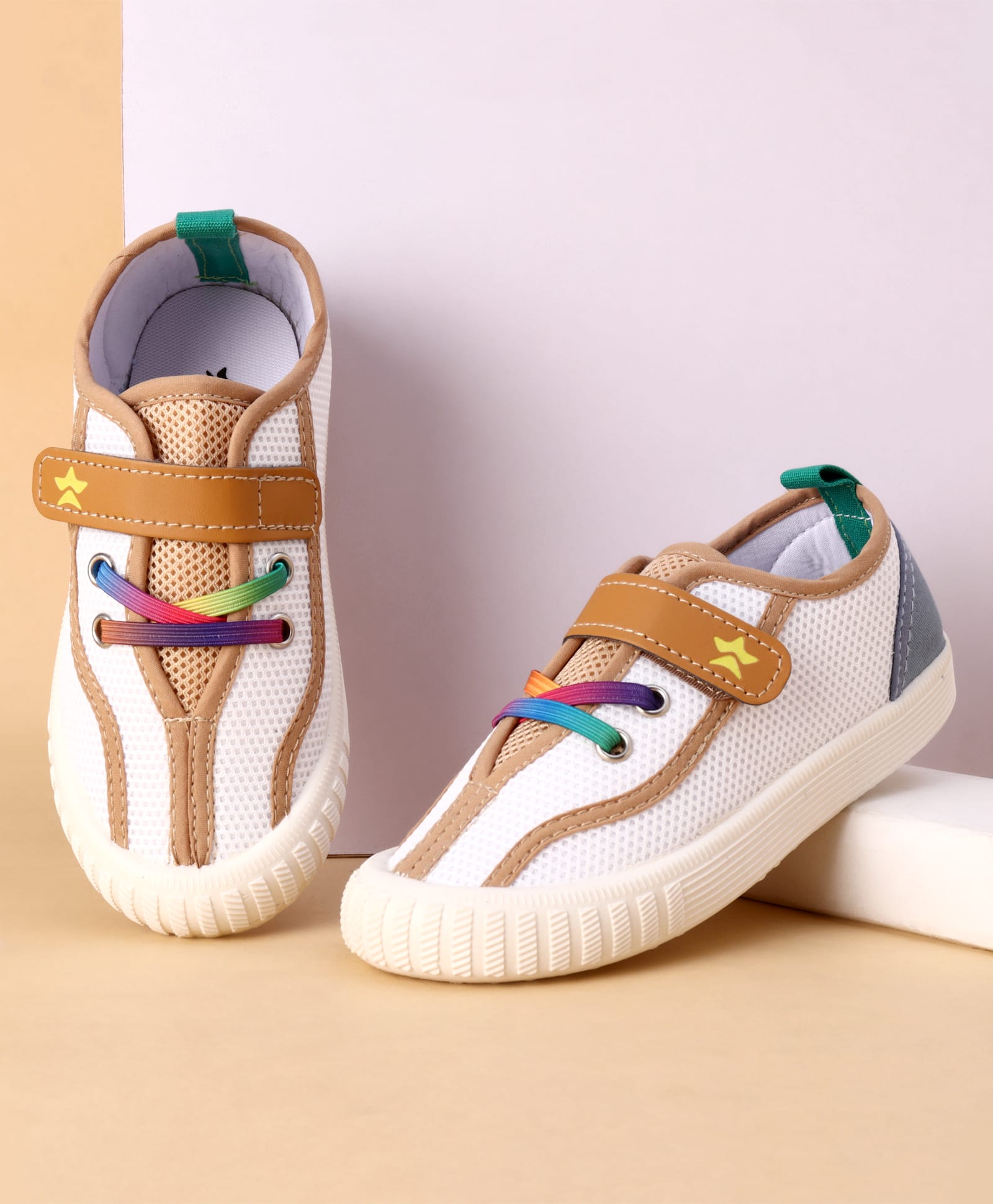 Cute Walk by Babyhug Velcro Closure Casual Shoes With Star Print - Brown-picture-16