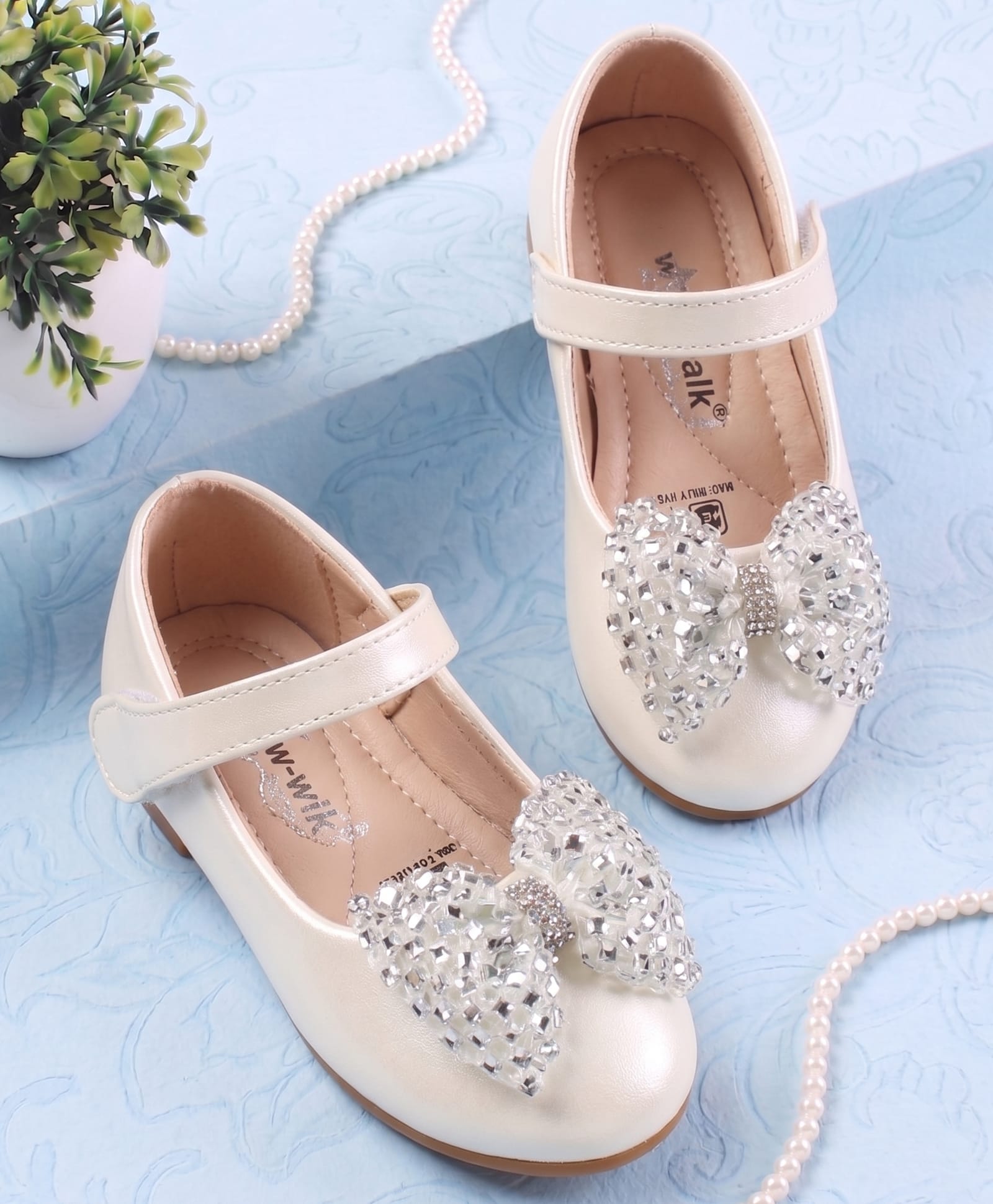 Cute Walk by Babyhug Velcro Closure Ballerina with Bow Applique - White-image-47