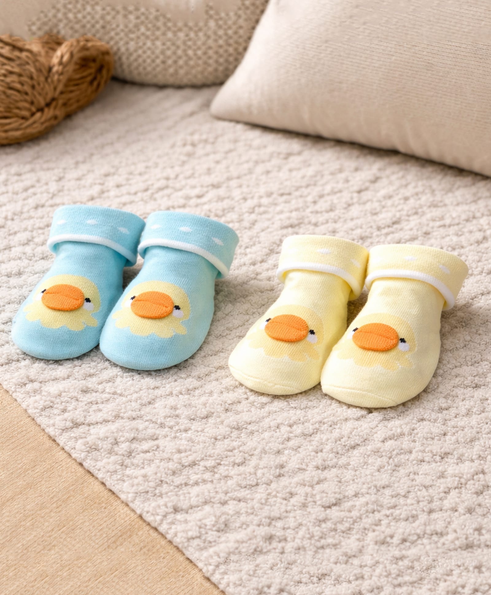 The little lookers Cotton Knit Pack Of 2 Animal Designed Socks - Yellow & Blue-image-33
